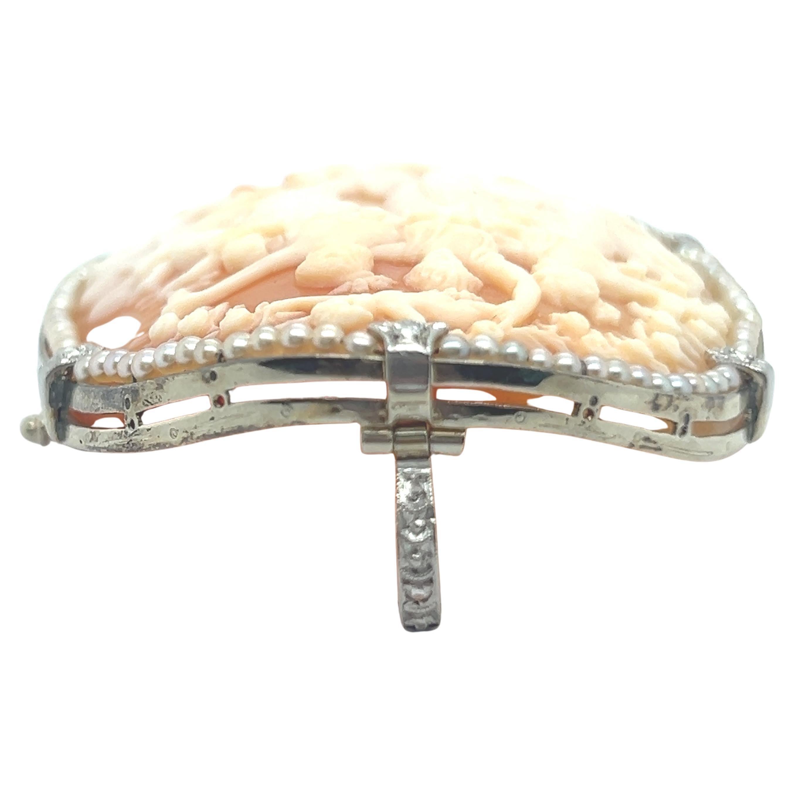 Victorian Cameo Brooch with Pearls & Damonds in Platinum For Sale 11