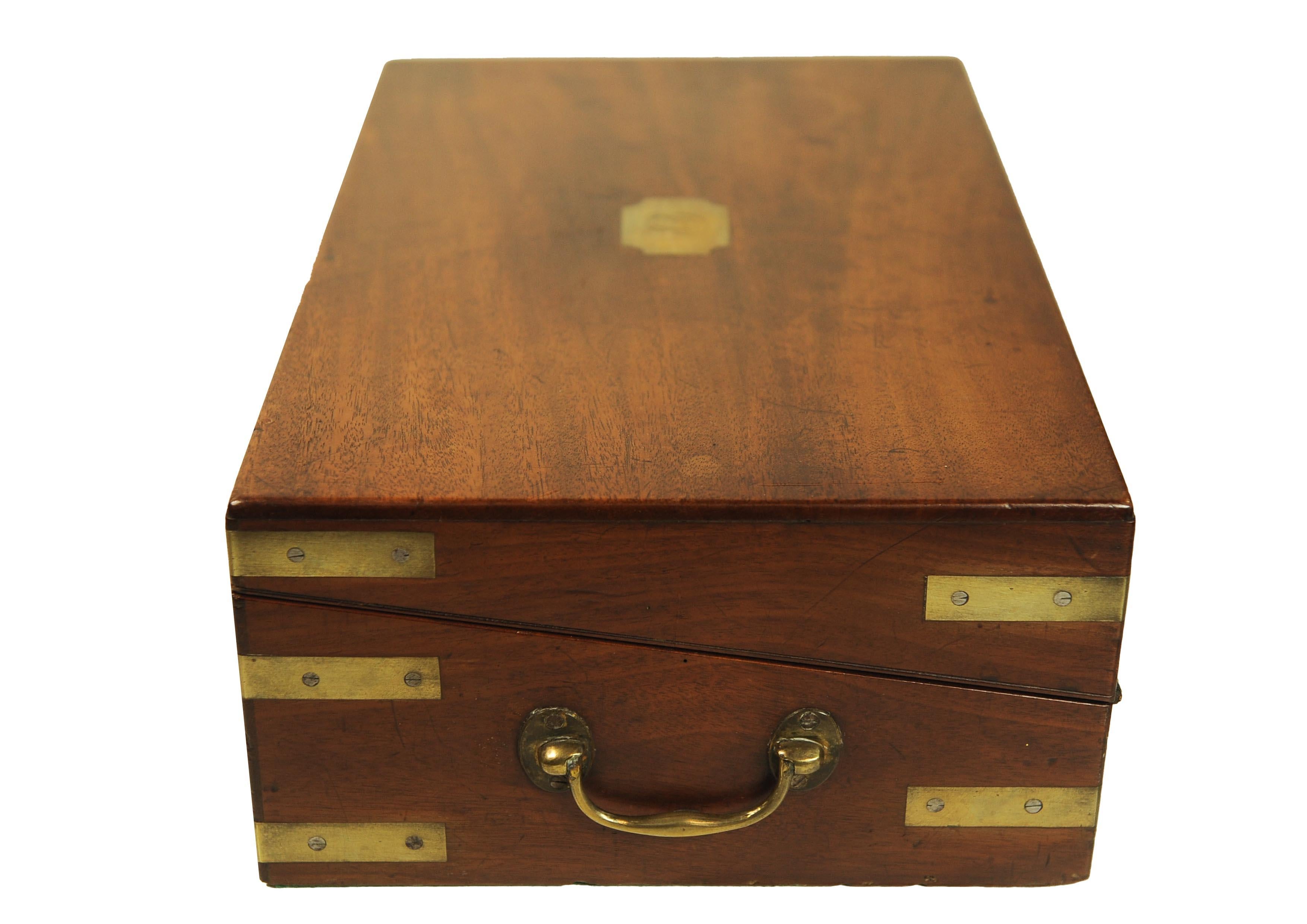 Viktorianische Campaigner Messing gebundene Schreiben Slope mit einem grünen Leder Interieur im Angebot 6