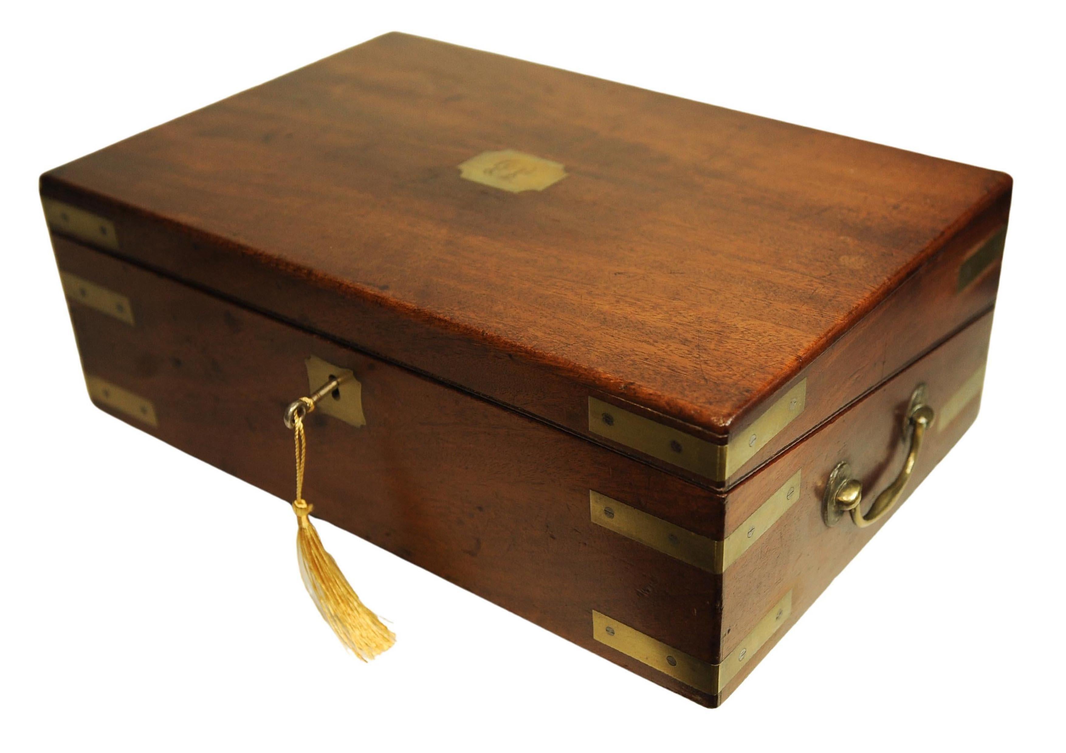 Viktorianische Campaigner Messing gebundene Schreiben Slope mit einem grünen Leder Interieur im Angebot 12