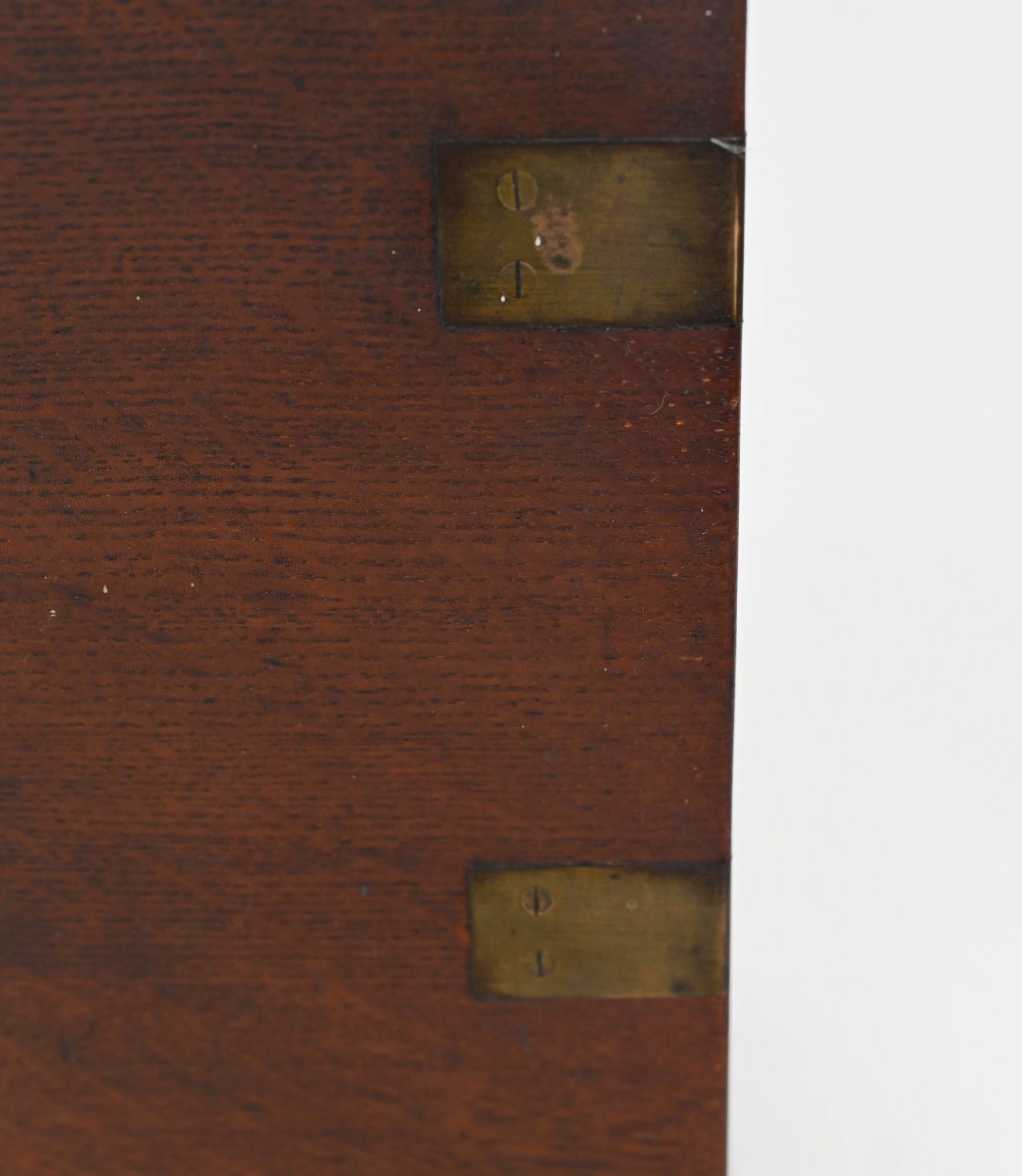 Legno Set da scrivania vittoriano Campaigner Scatola per lettere Vassoio 1890 Calendario in vendita