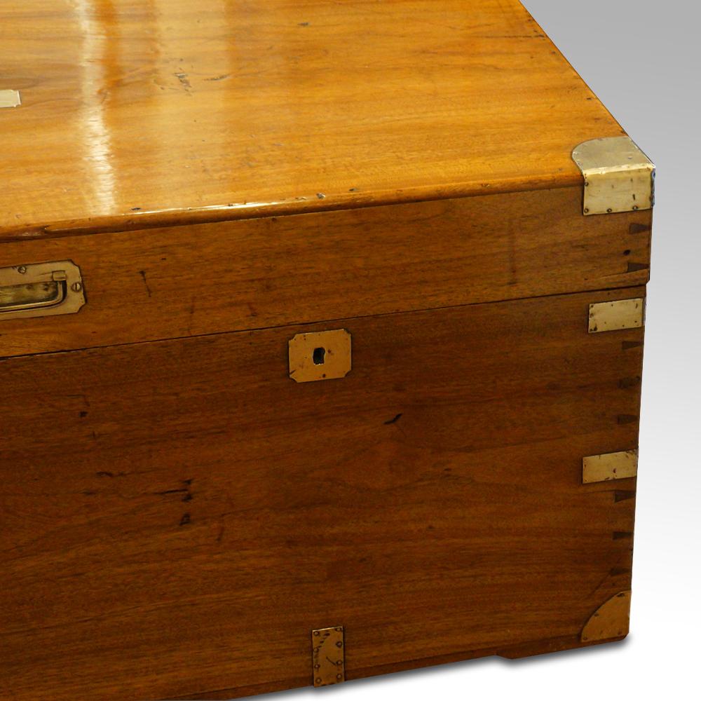 Victorian Camphorwood Campaign Chest In Good Condition In Salisbury, Wiltshire