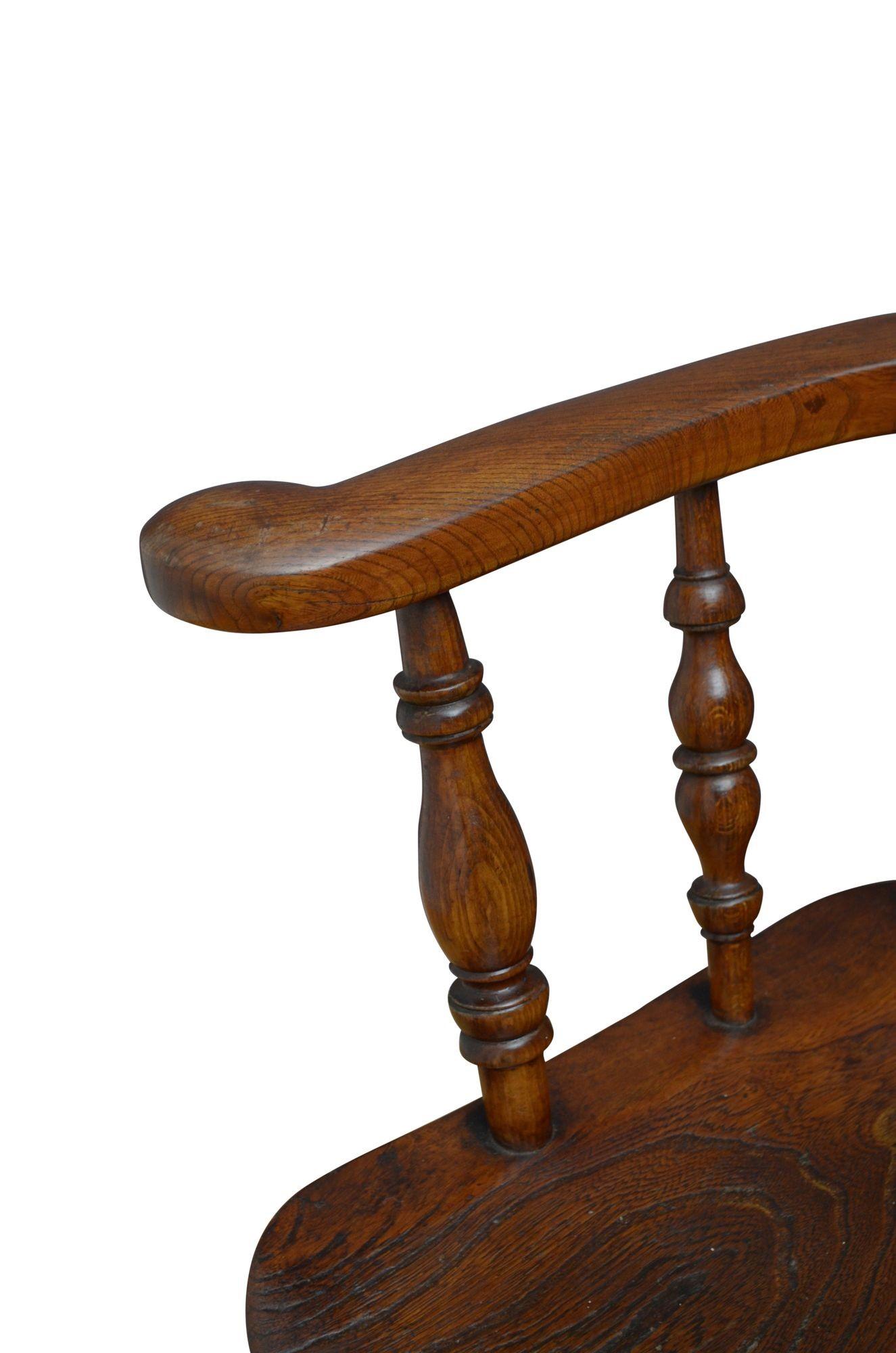 Victorien Chaise de capitaine victorienne avec nœud fumeur en vente