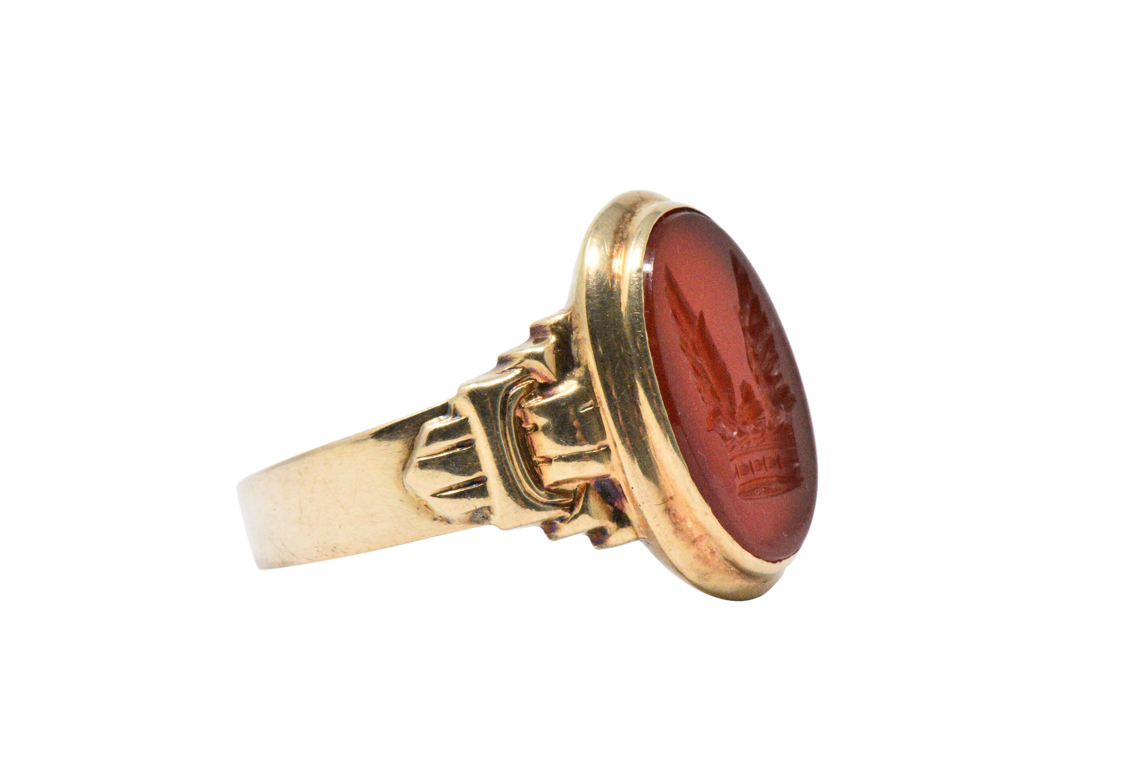 Victorian Carnelian Intaglio 14 Karat Gold Signet Unisex Men's Ring 1