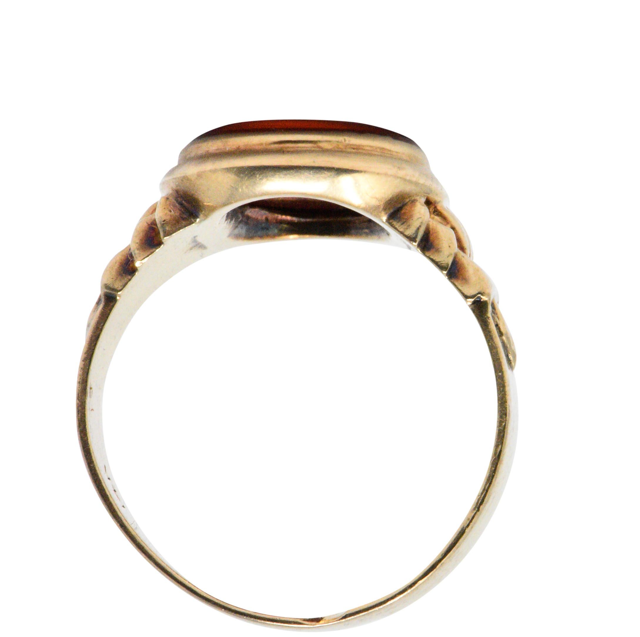 Victorian Carnelian Intaglio 14 Karat Gold Signet Unisex Men's Ring 3
