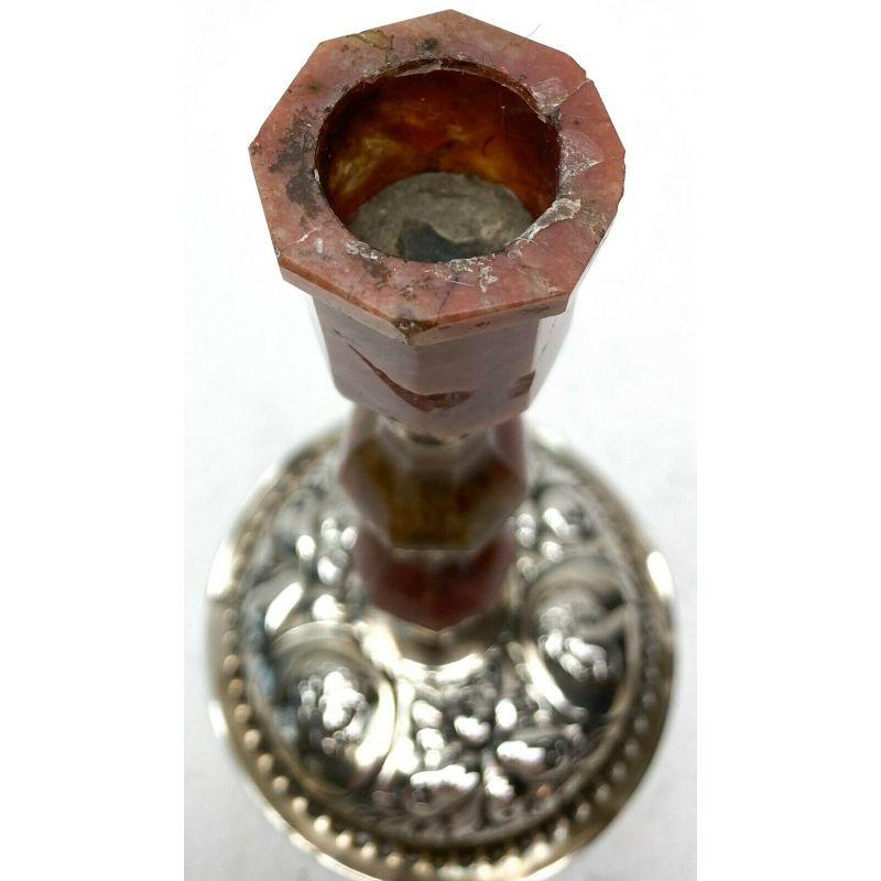 Victorian carved Agate silver mounted candlestick by Pairpoint Brothers, 1894

Victorian carved agate silver mount candlestick with floral repousse. Maker John & Frank Pairpoint London

Additional information:
Style: Victorian 
Age: