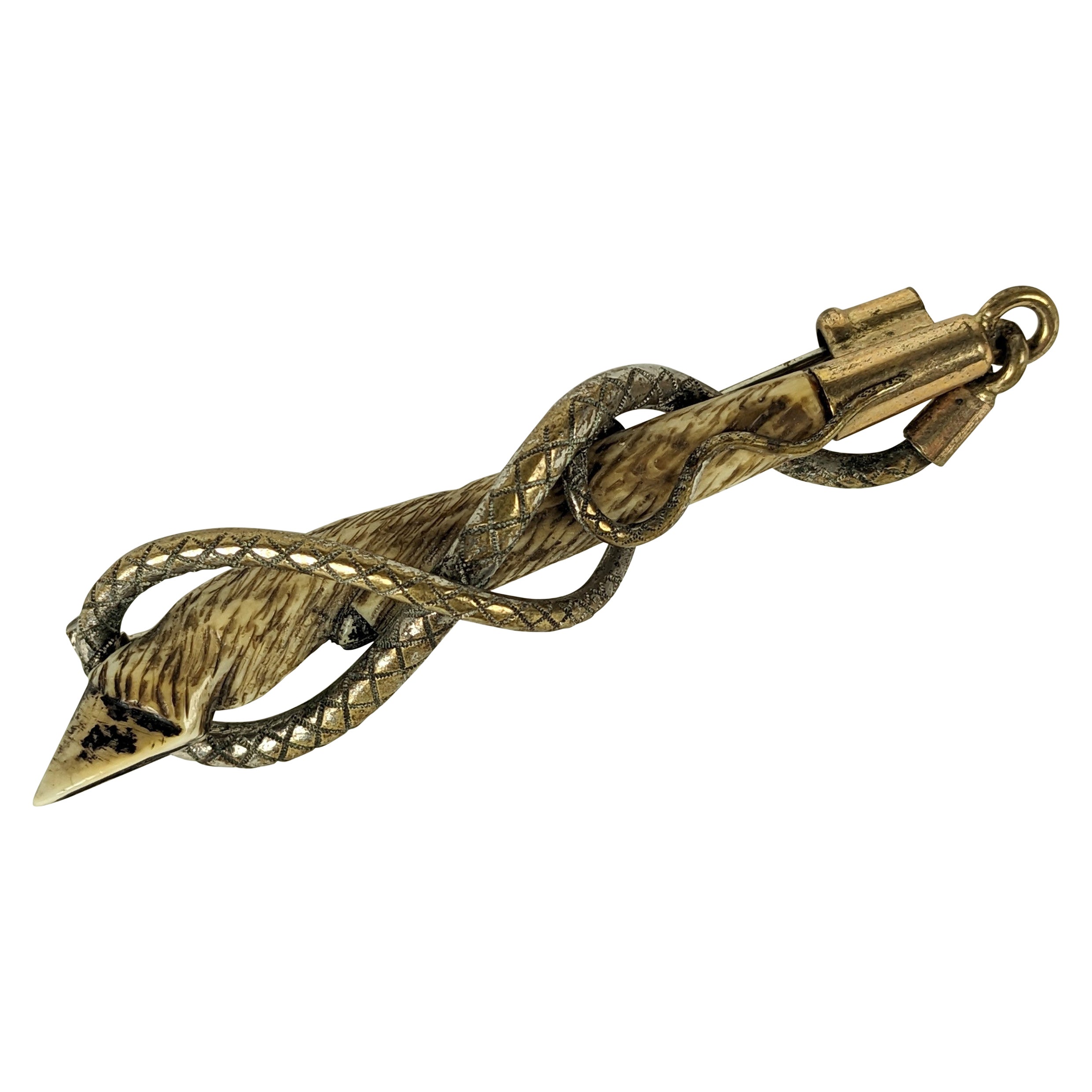 Broche victorienne en os sculpté pour l'équitation ou la chasse