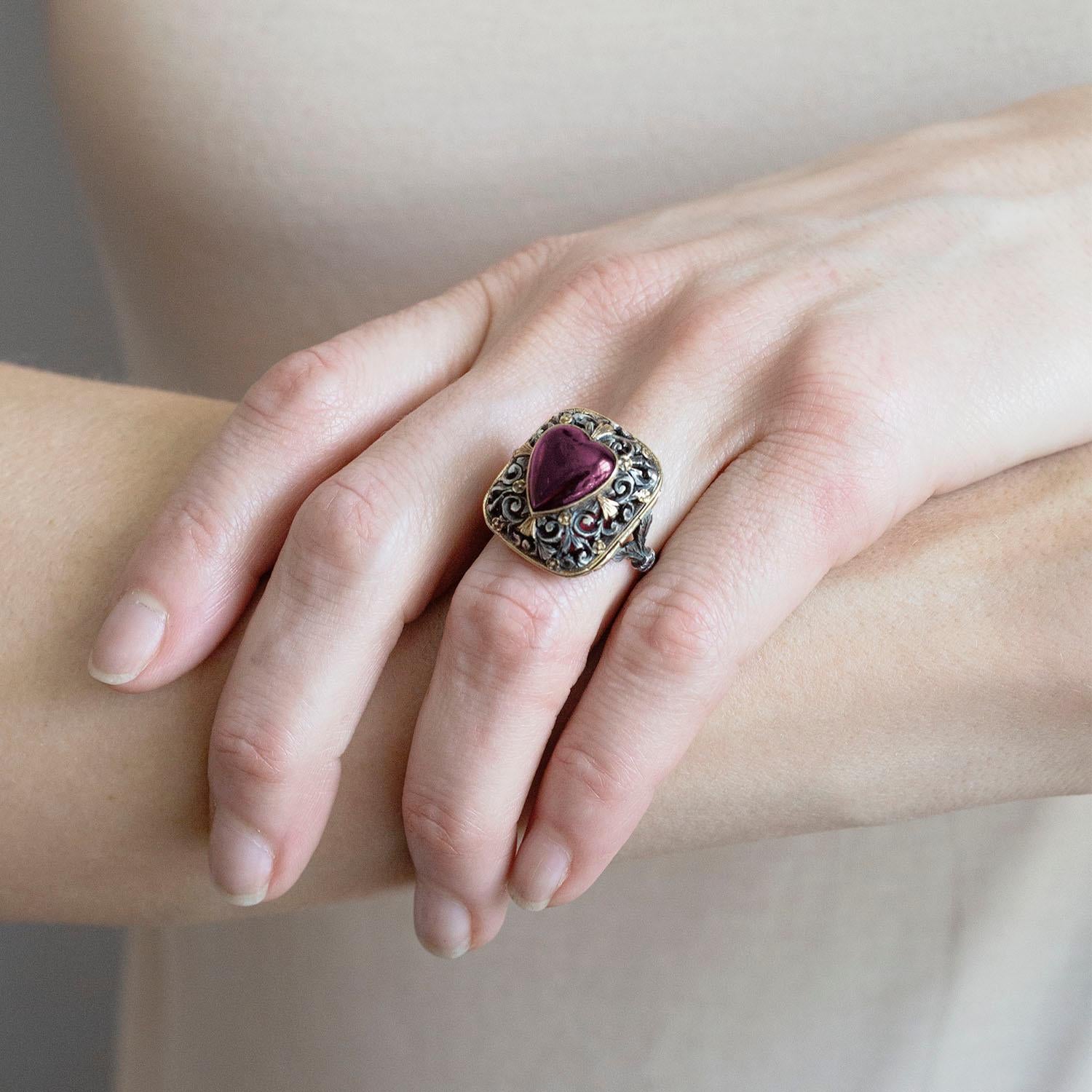 Victorian Carved Garnet Heart and Floral Vinaigrette Ring 2
