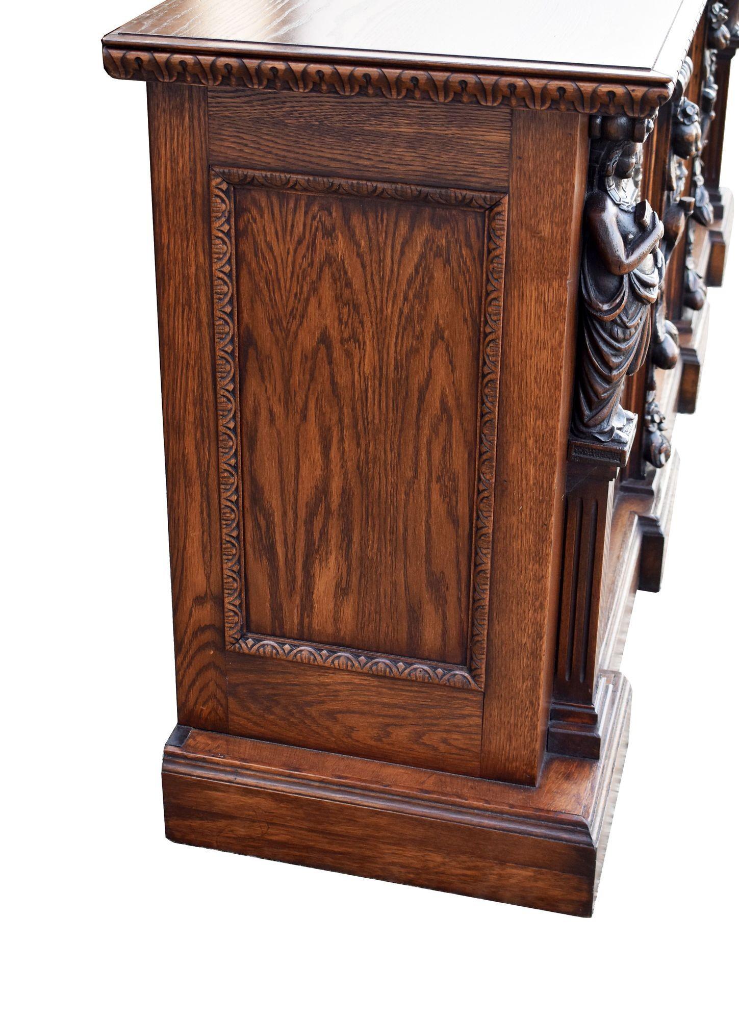 Viktorianische geschnitzte Oak Front und Back Bar im Angebot 9