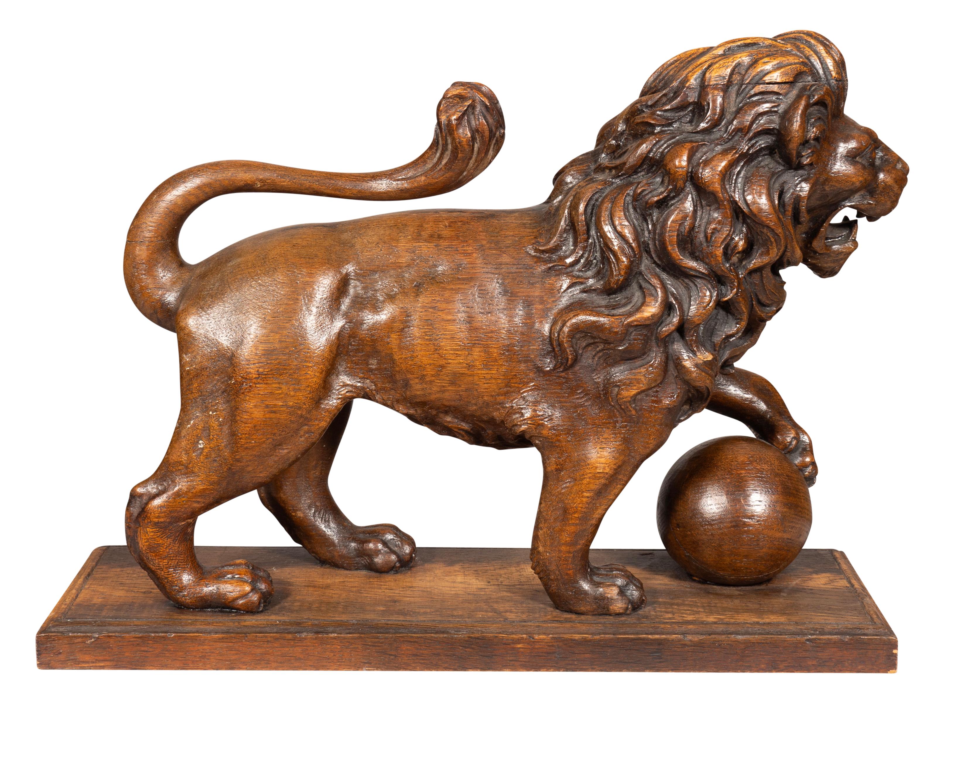 Mid-19th Century Victorian Carved Oak Lion For Sale
