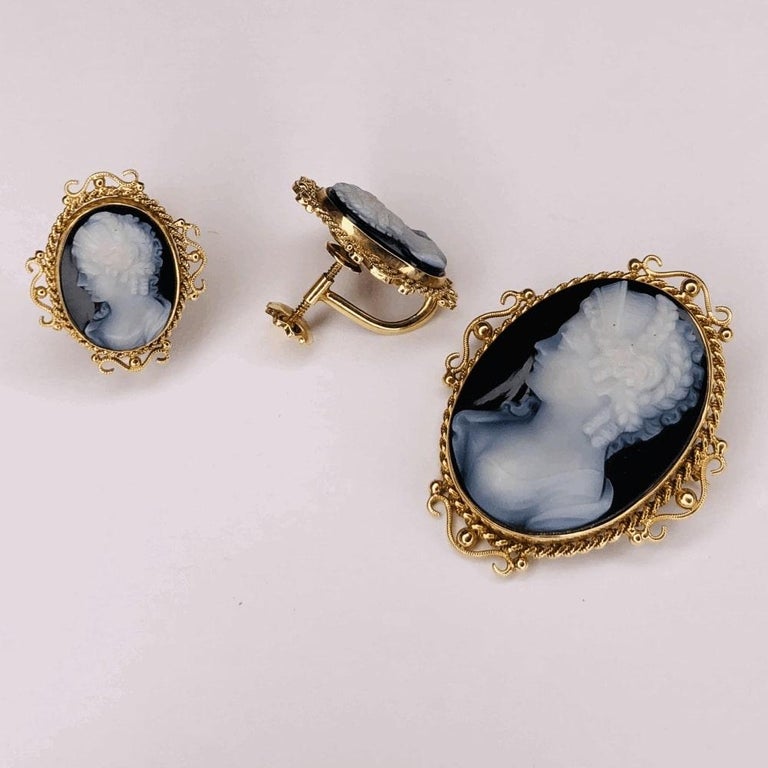 Antique Carved Onyx Cameo Gold Brooch Pendant and Earrings Fine Estate Jewelry For Sale 1