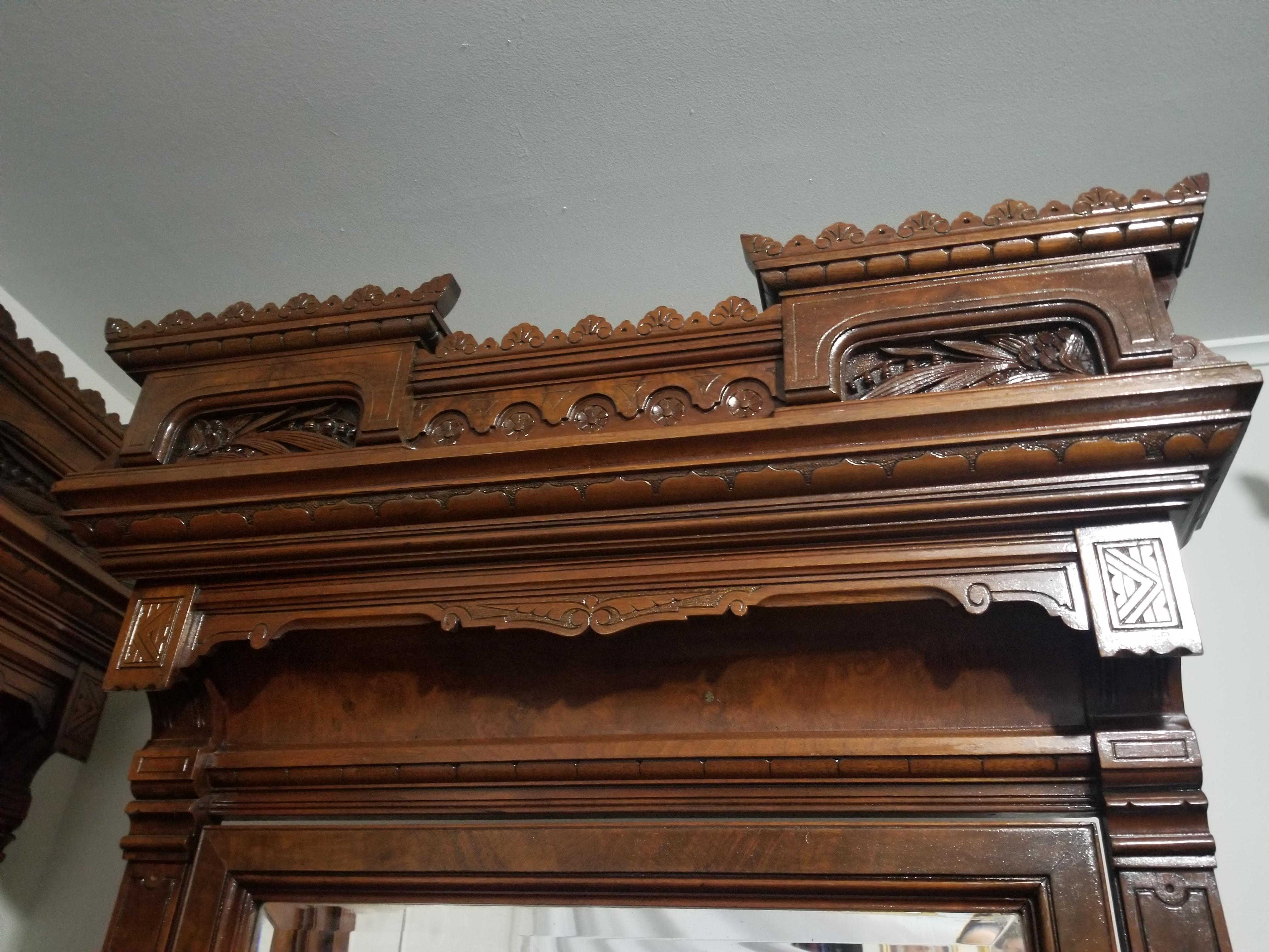 Victorian Carved Walnut Bedroom Suite, Renaissance Revival, Circa 1870 In Good Condition For Sale In Lakewood, NJ