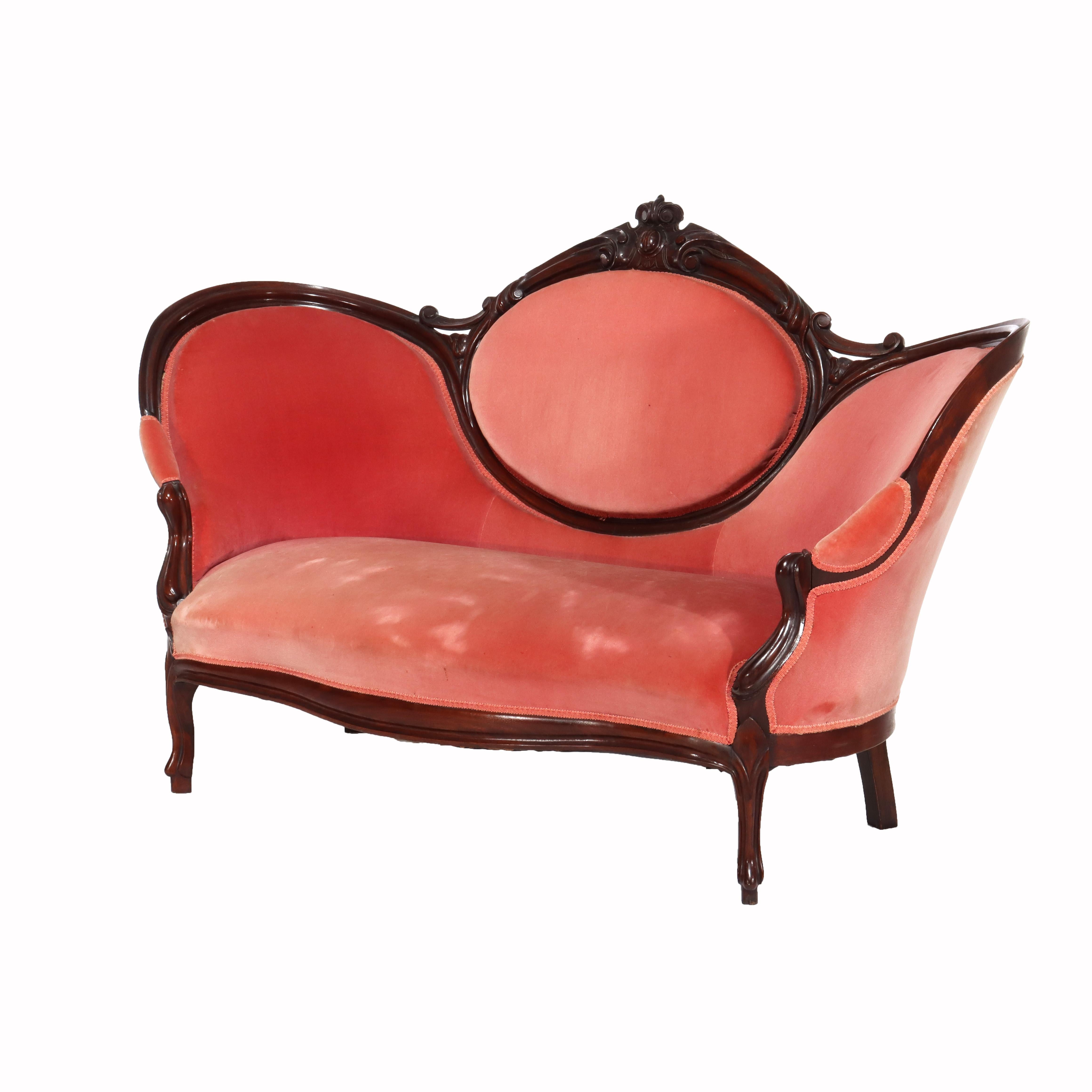 Victorian Carved Walnut Medallion-Back Settee c1890 In Good Condition For Sale In Big Flats, NY