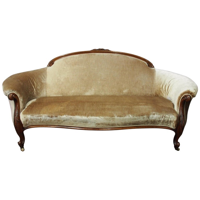 Victorian Carved Walnut Sofa at 1stDibs