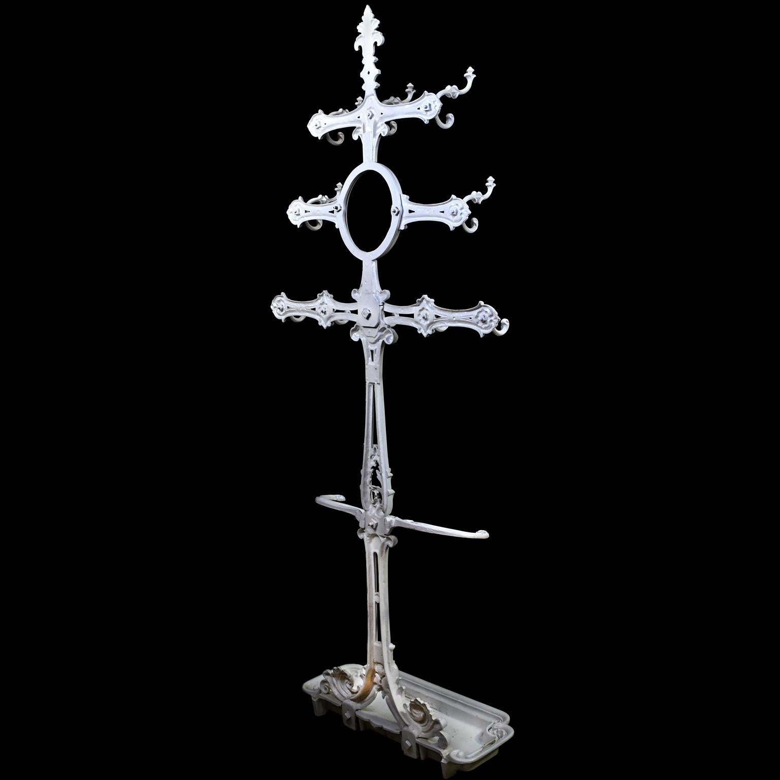 English Victorian Cast Iron Coat or Hat Rack with Umbrella Stand, circa 1870 For Sale
