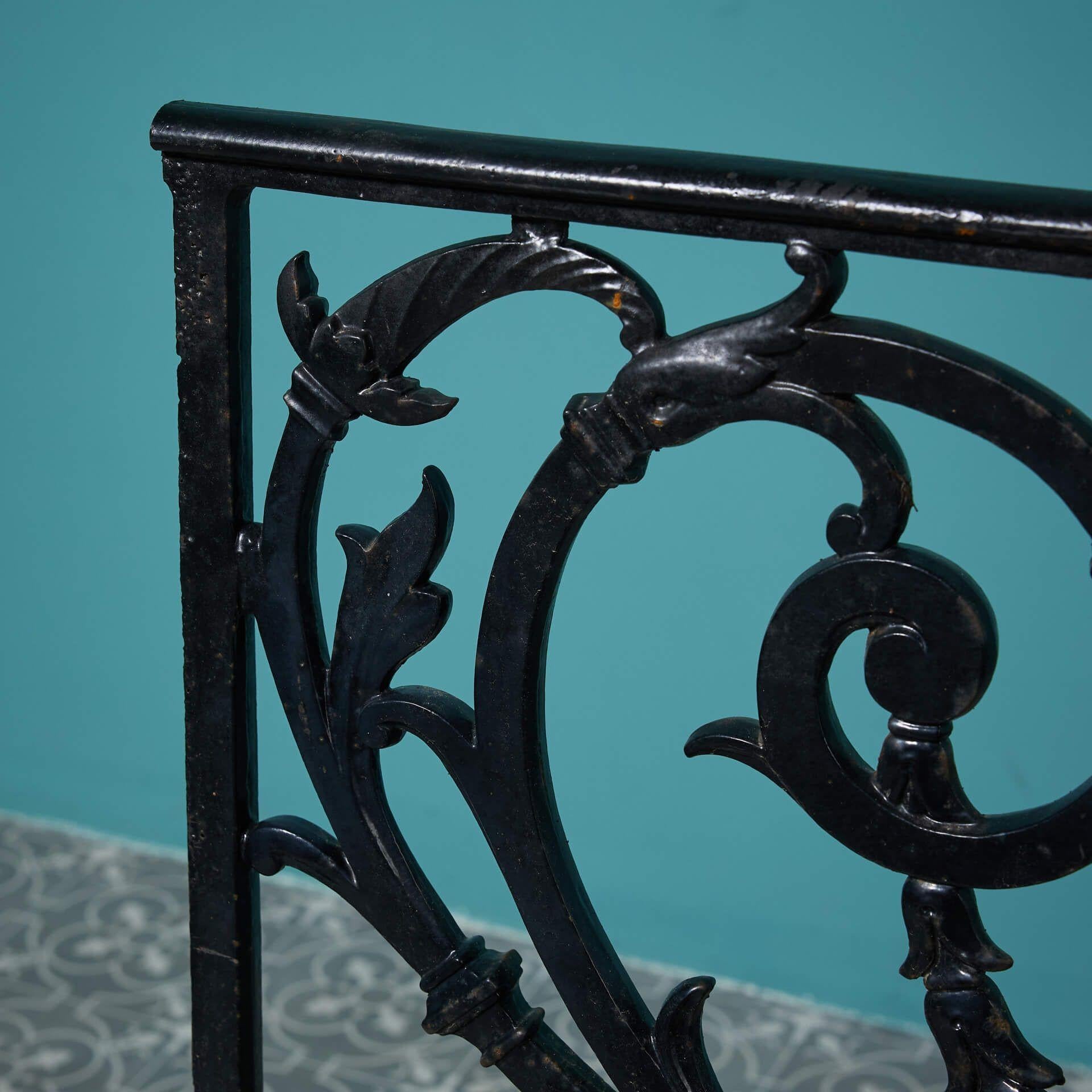 19th Century Victorian Cast Iron Decorative Railing Panel For Sale