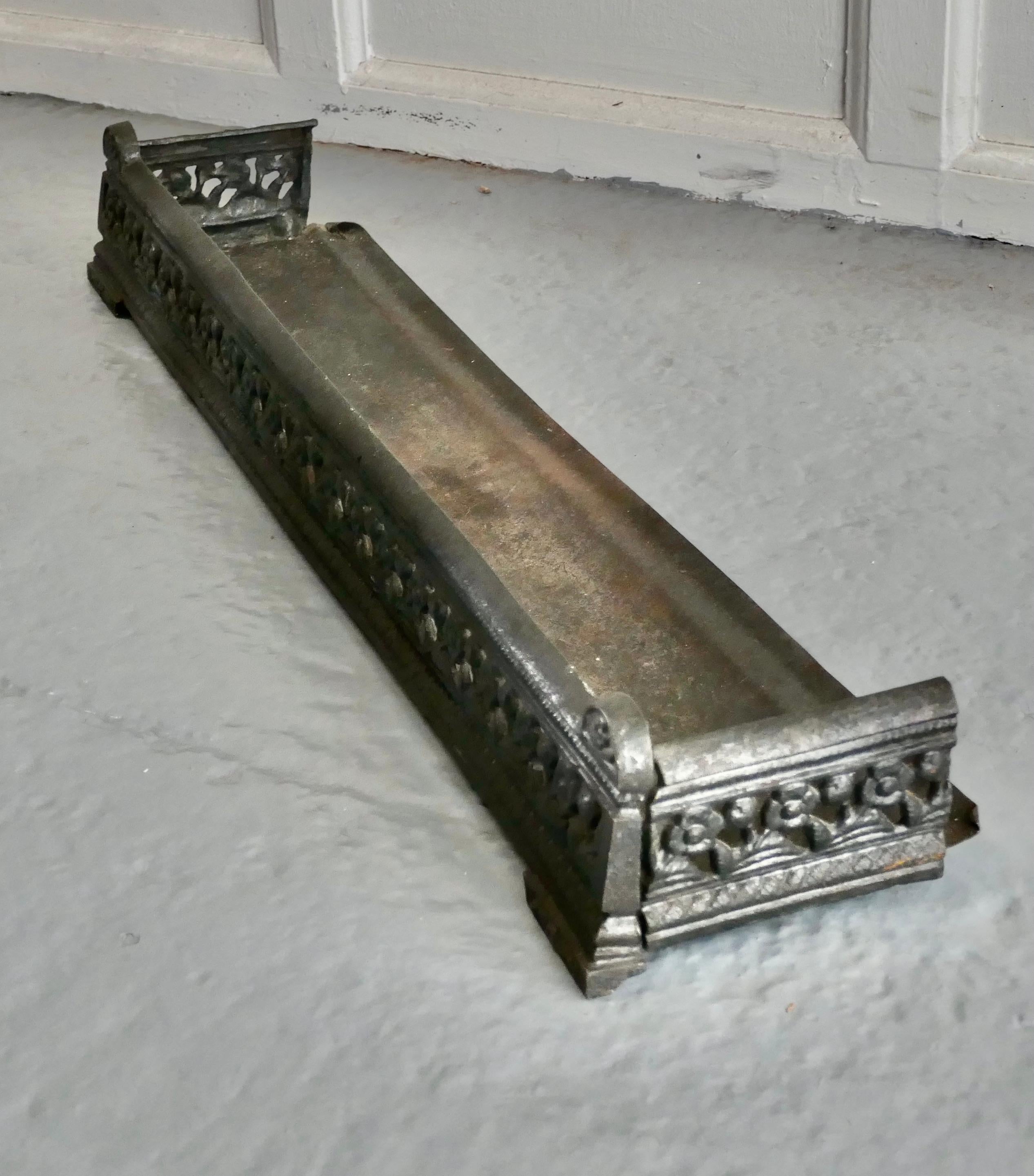 19th Century Victorian Cast Iron Fender or Dog Grate For Sale