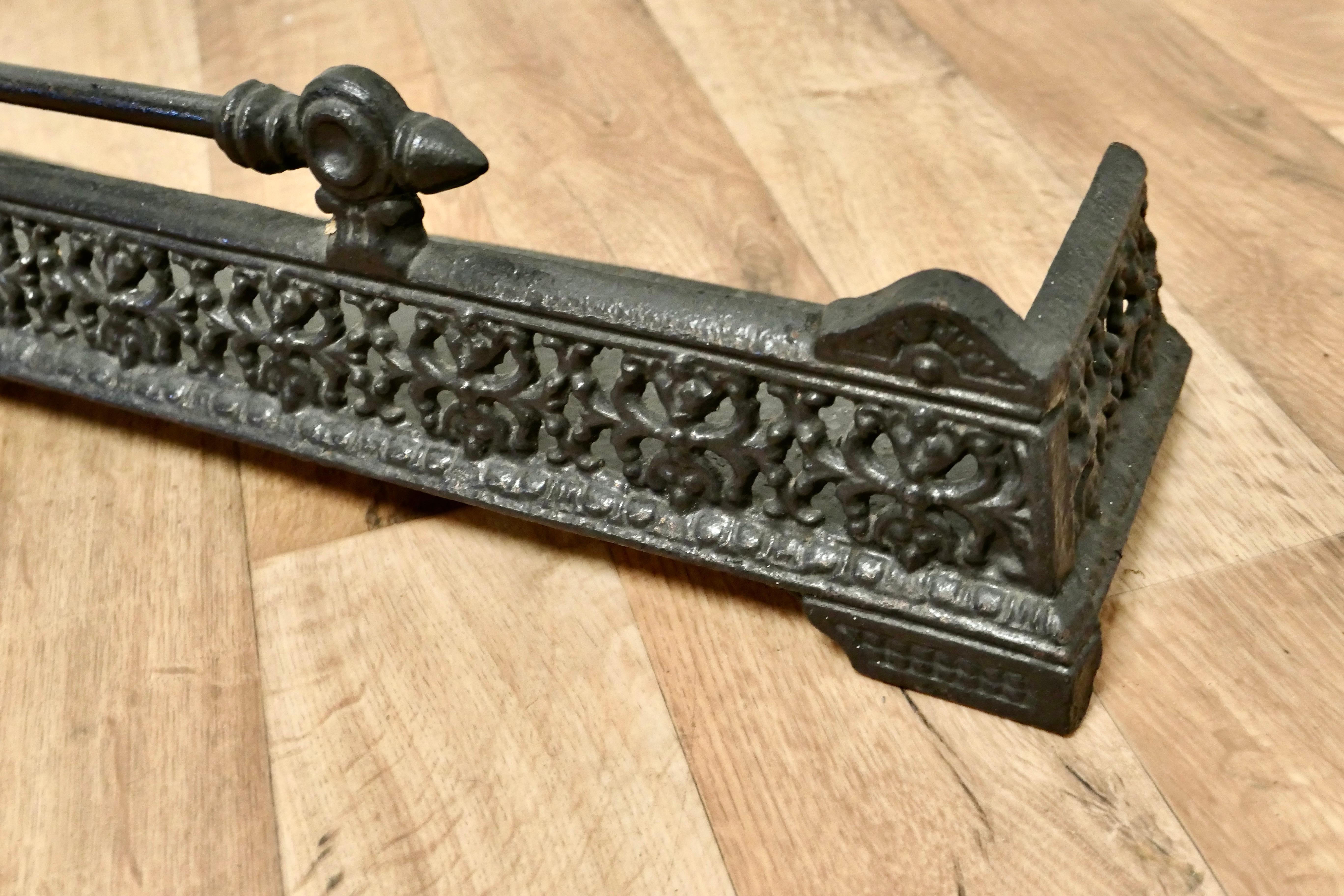 Victorian Cast Iron Fender or Dog Grate 1