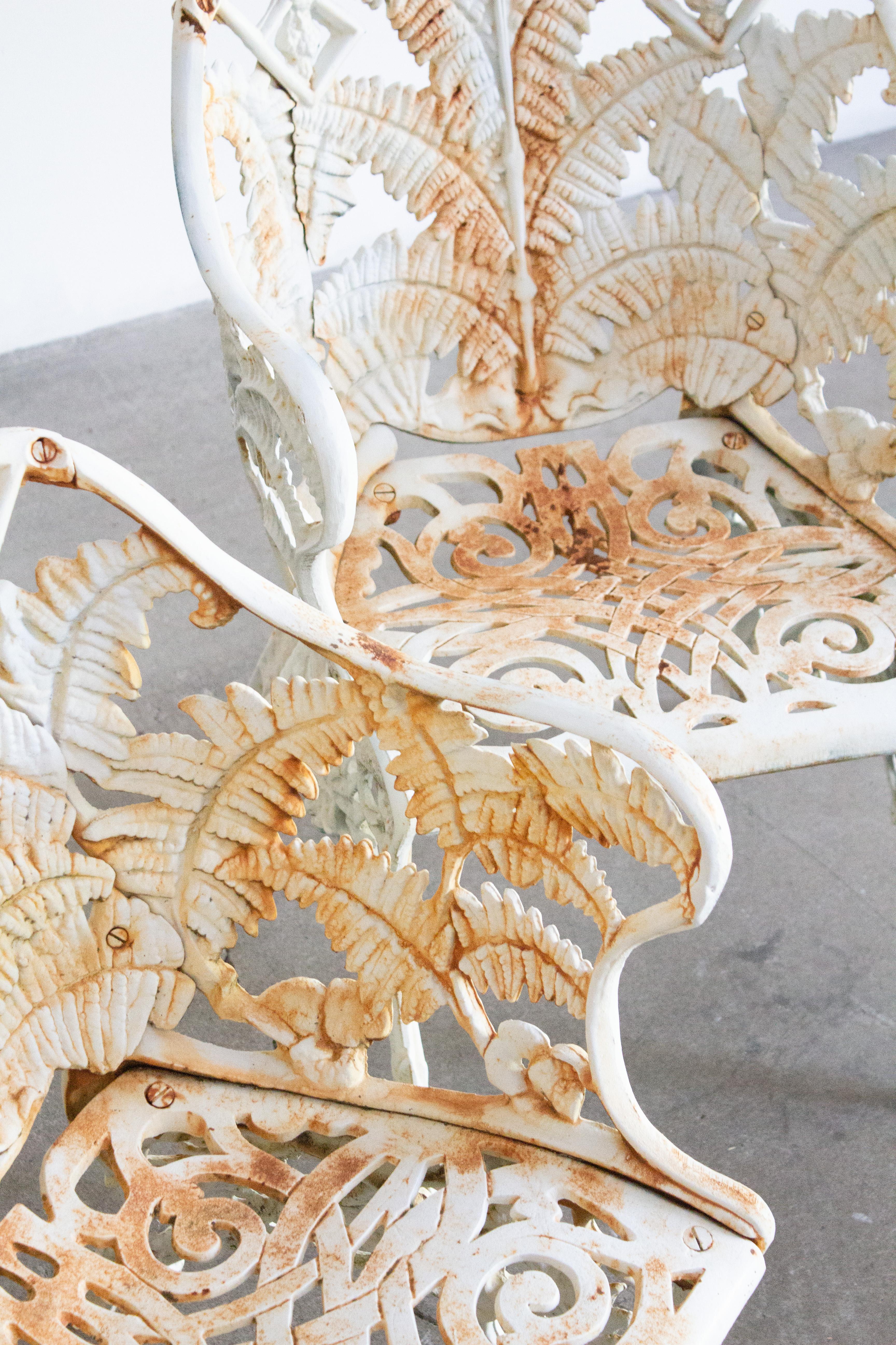 Victorian Cast Iron ‘Fern’ Garden Chairs Art Nouveau en venta