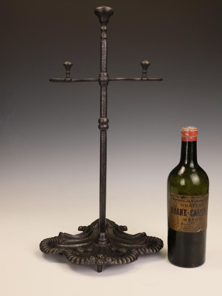 British Victorian Cast Iron Fireside Stick Stand with Naturalistic Bird Motif For Sale