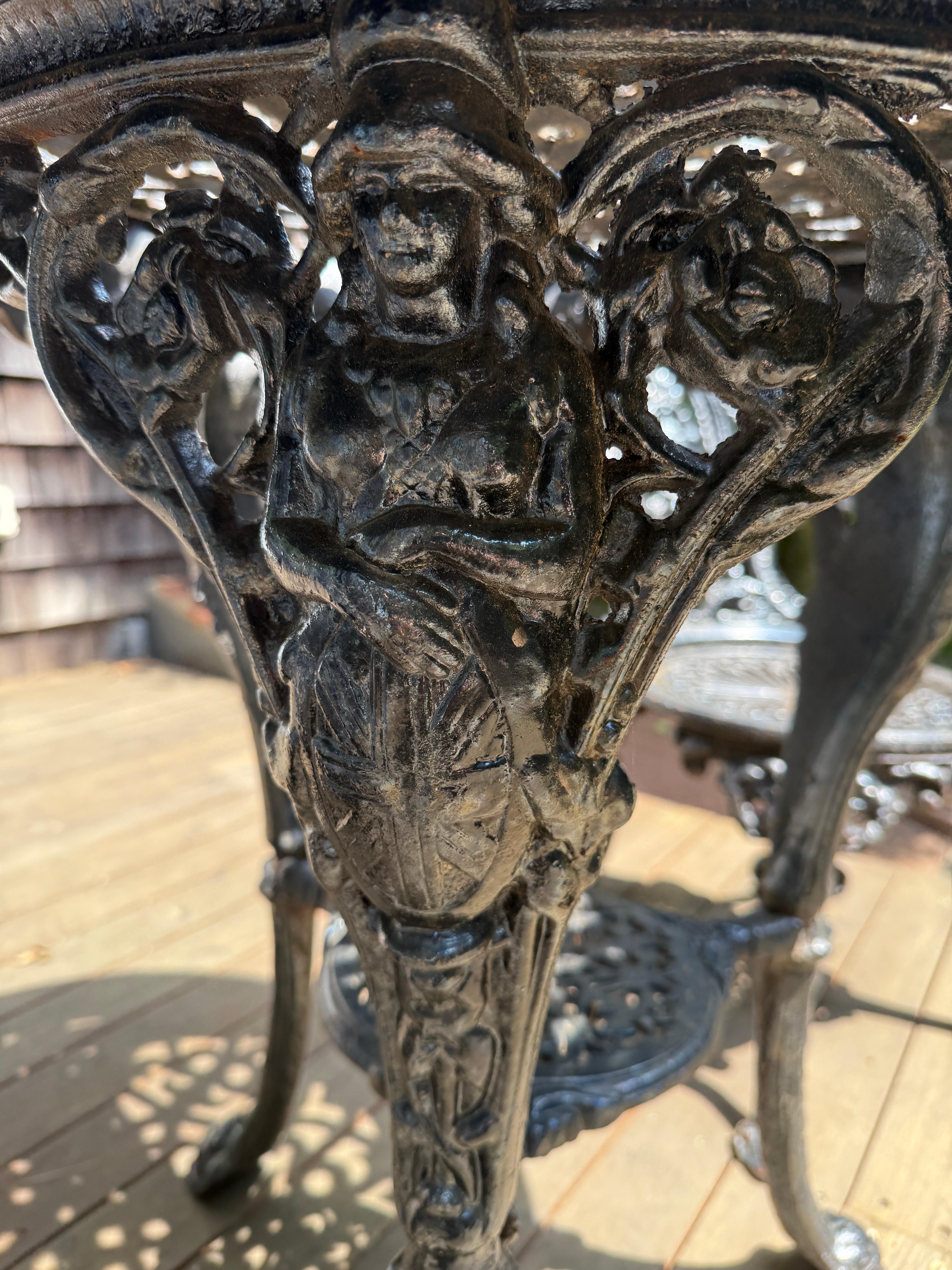 Victorian Cast Iron Garden Set (3 Chairs + Table) For Sale 8