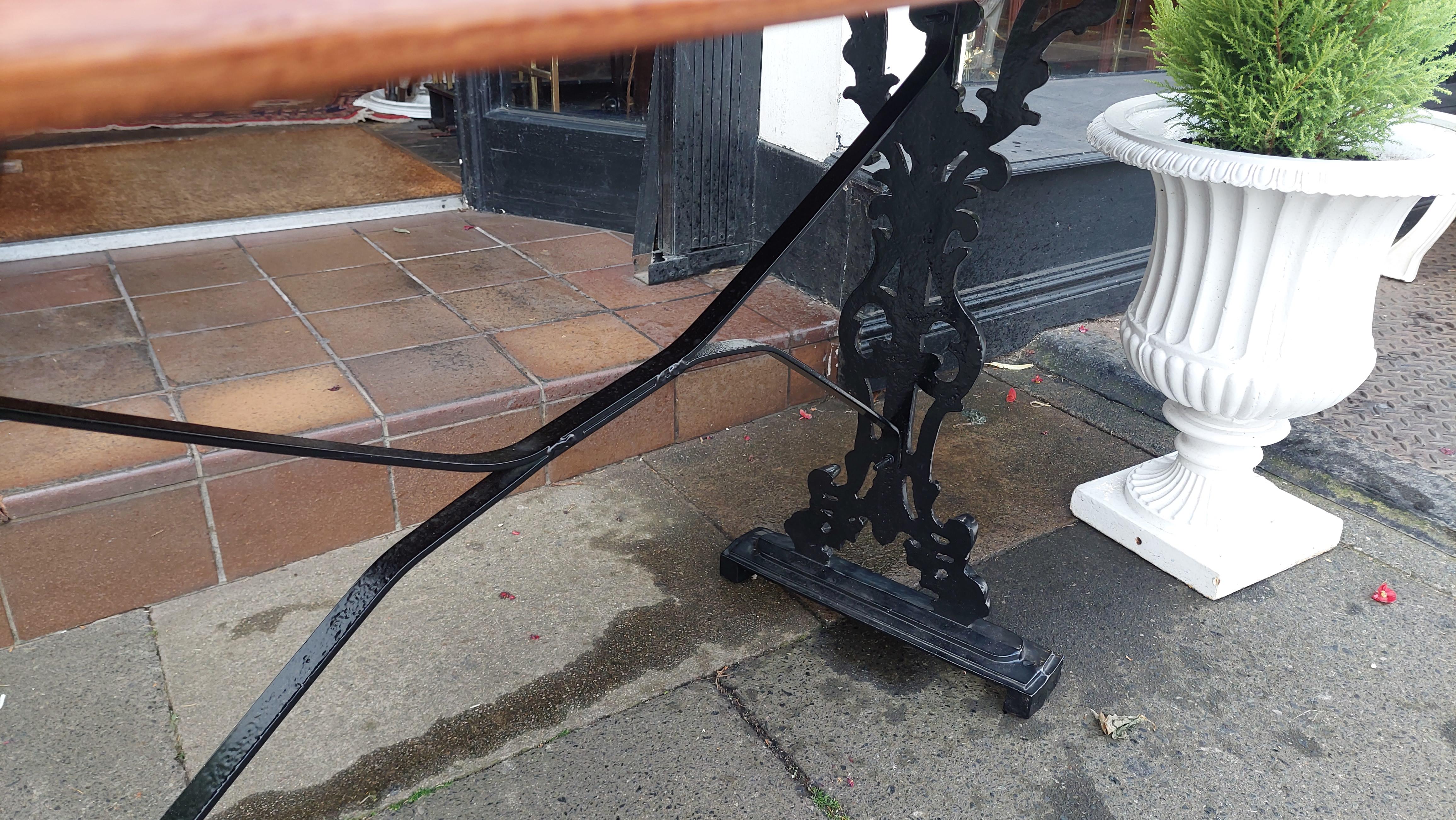 Victorian Cast Iron Garden Table For Sale 2