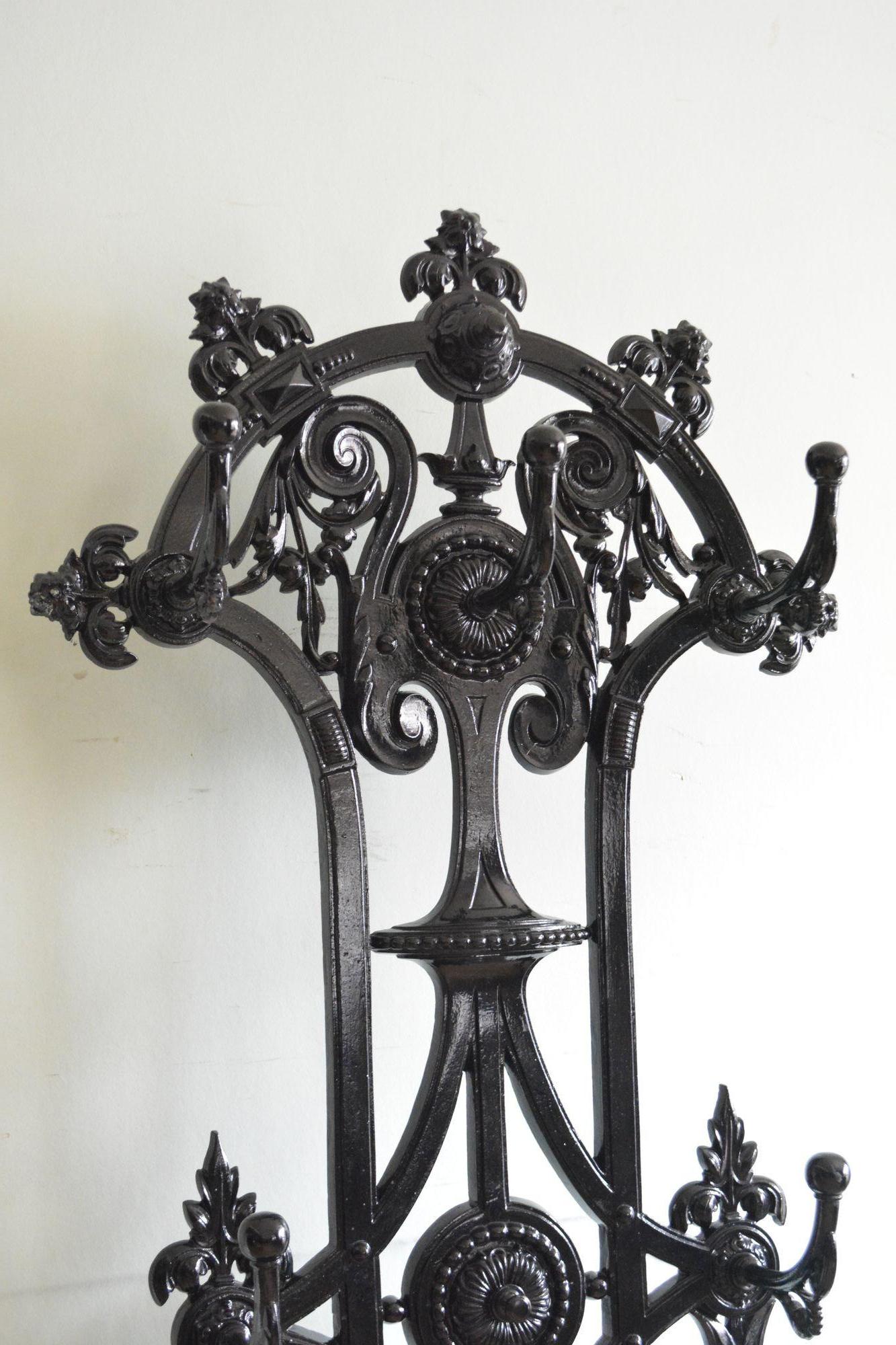 Inglese Portaoggetti vittoriano in ghisa Art Nouveau alla maniera di Christopher Dresser in vendita