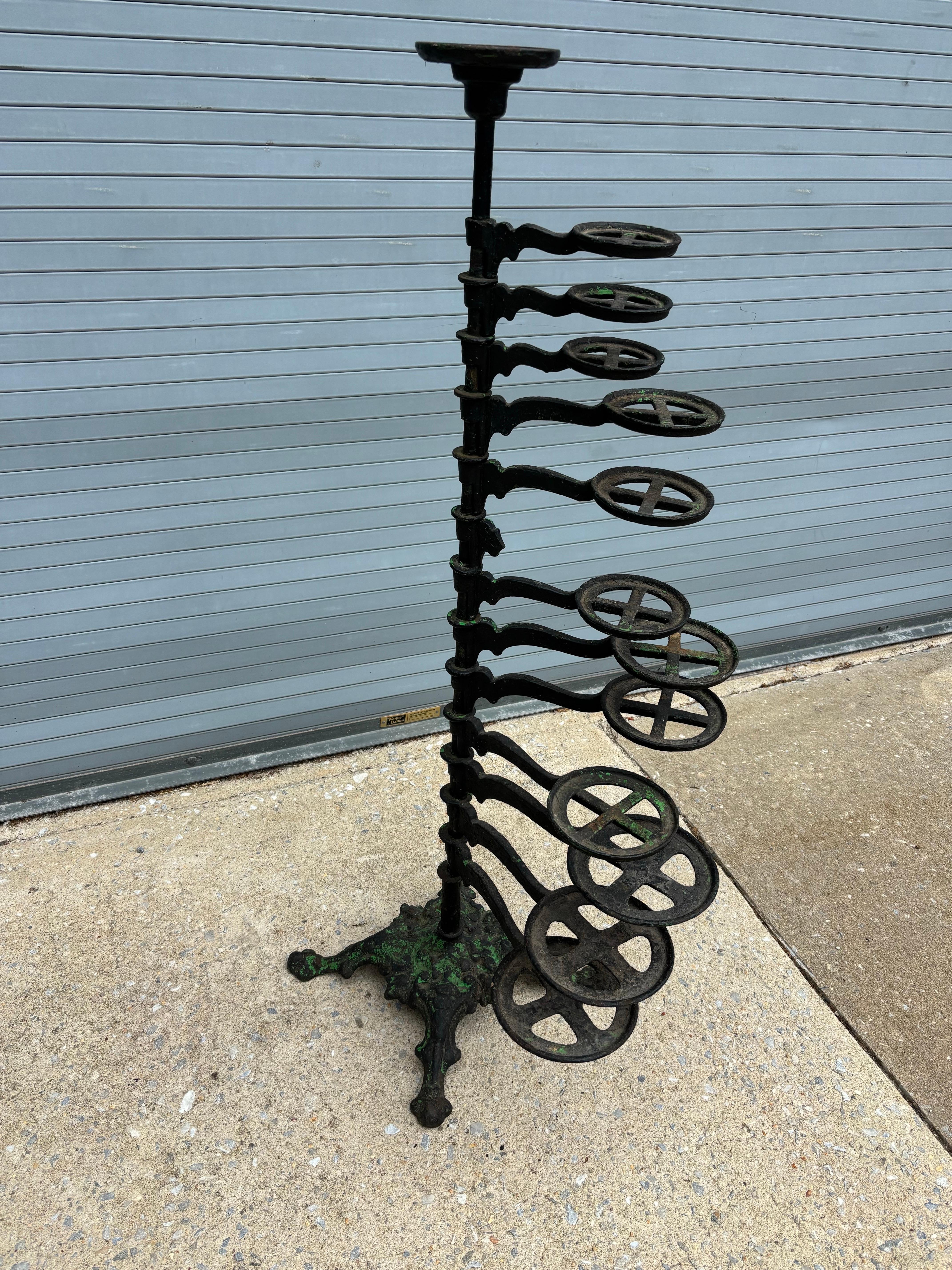 Early 20th Century Victorian Cast Iron Rotating Plant Stand For Sale
