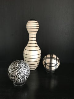 Victorian ceramic Scottish Carpet Skittle and Balls in Black and White patterns