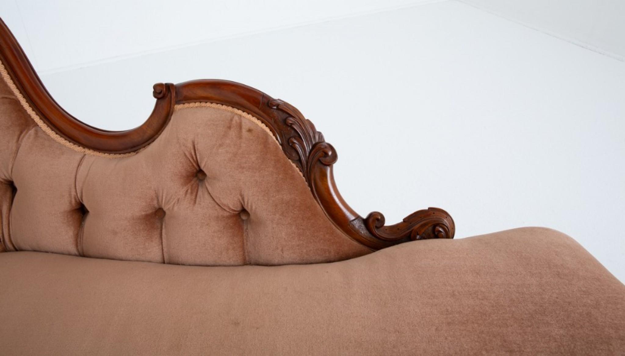 Victorian Chaise Longue Day Bed Couch Mahogany 1860 In Fair Condition In Potters Bar, GB