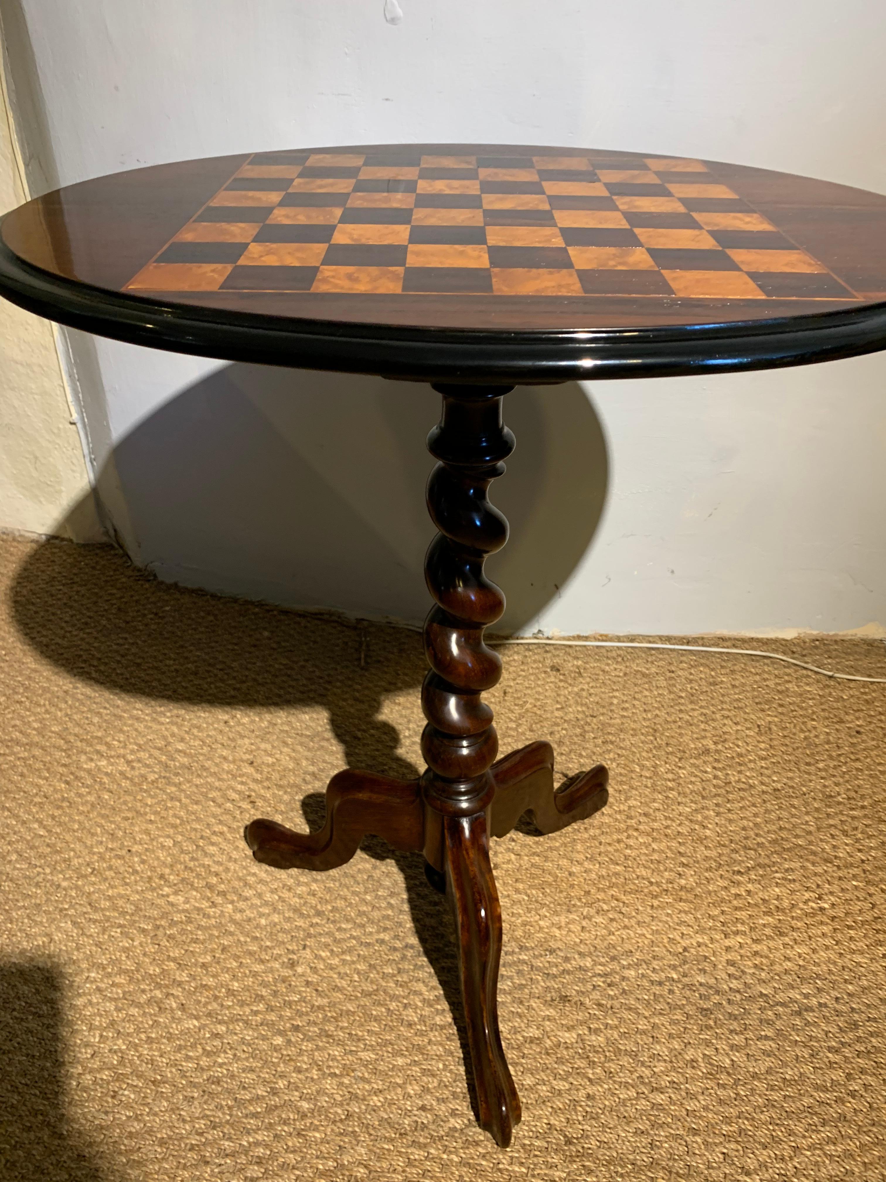 Rosewood Victorian Chess table For Sale
