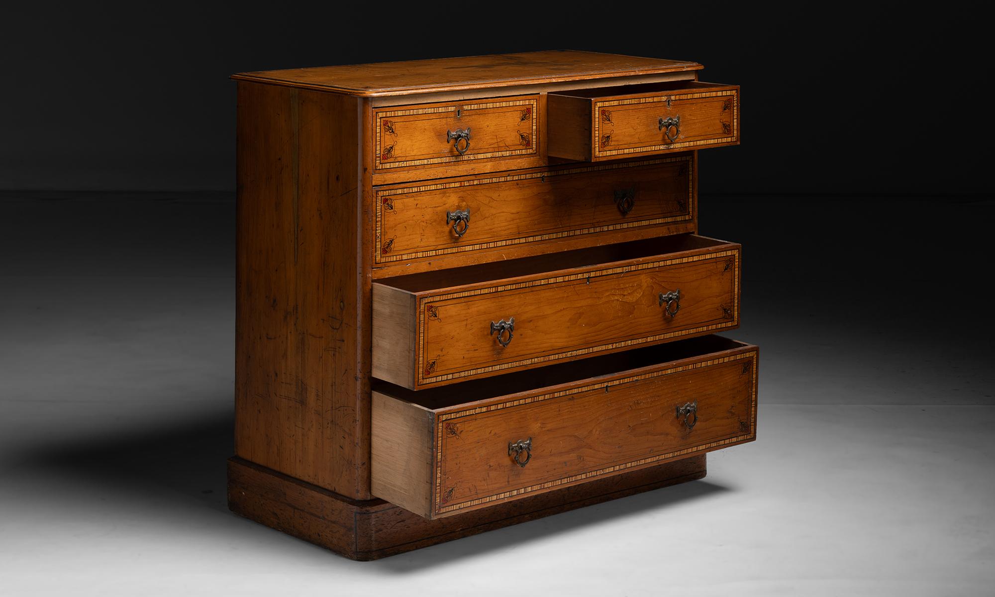 Victorian Chest of Drawers, England circa 1890 1