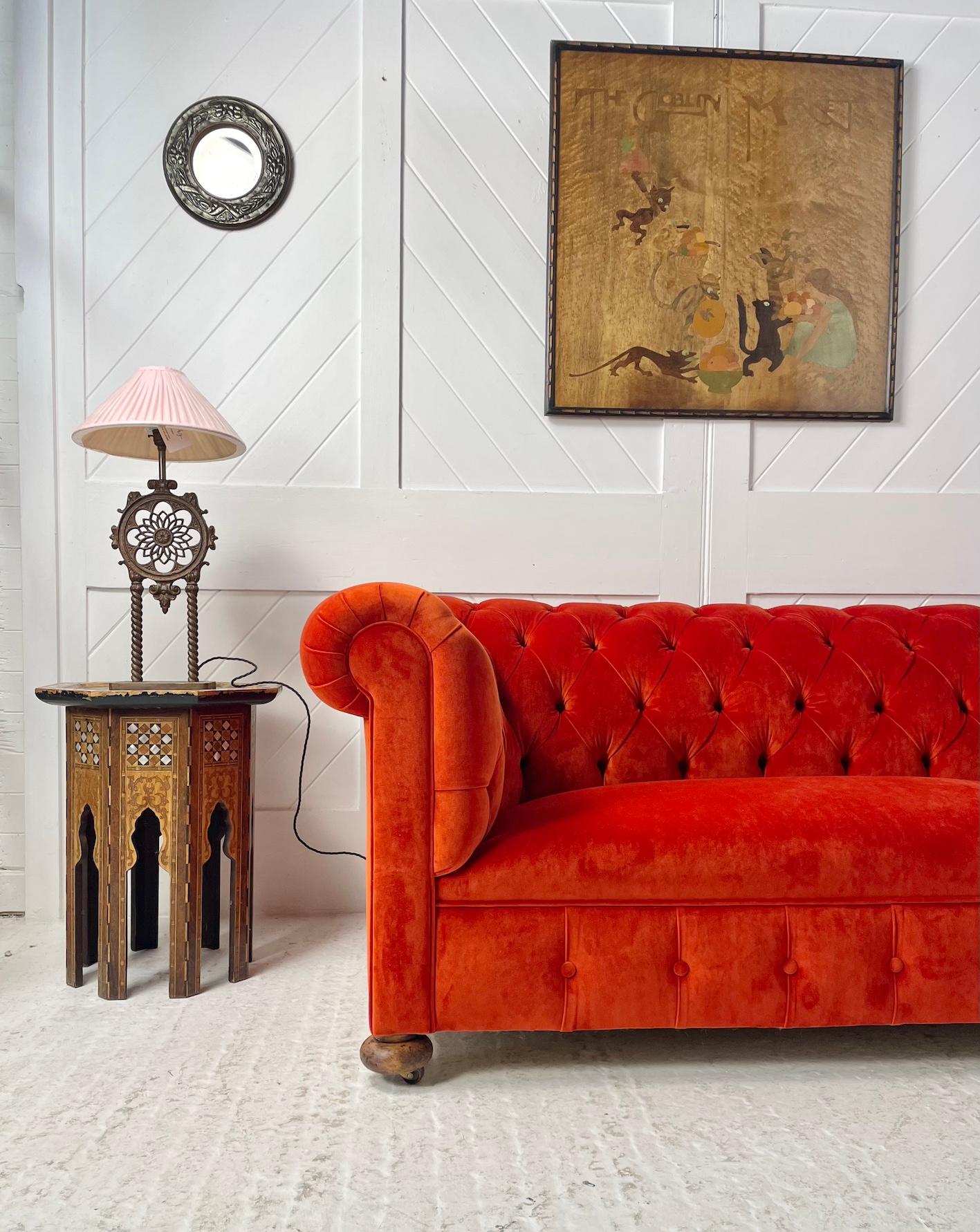 Late Victorian Victorian Chesterfield Settee