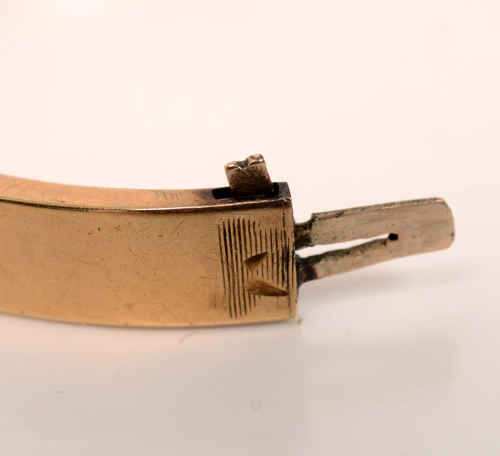Women's or Men's Victorian Child's Buckle Belt Bracelet c1880 in 14K Yellow Gold