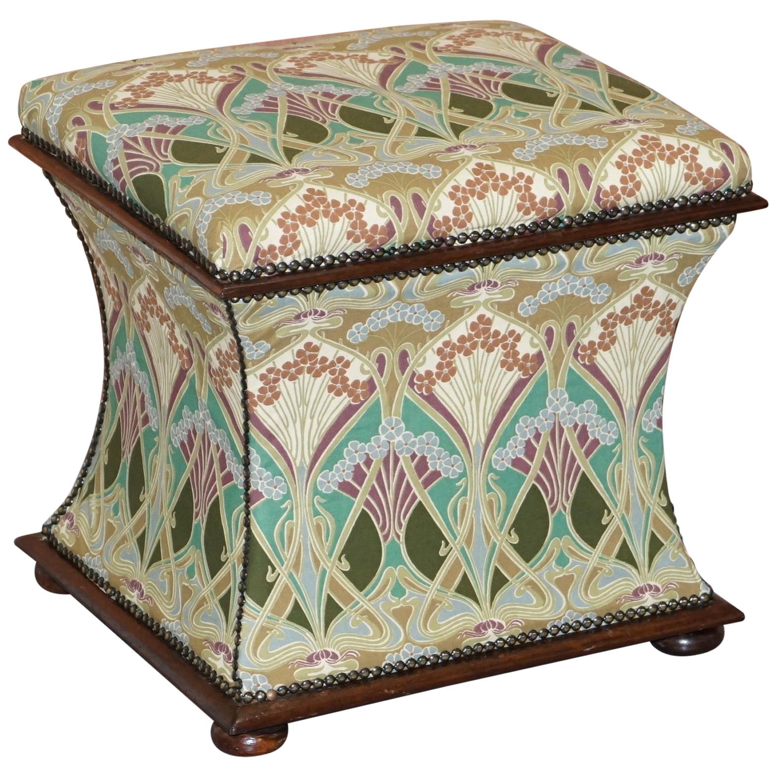Victorian circa 1880 Liberty London Ianthe Upholstered Ottoman Footstool Trunk For Sale