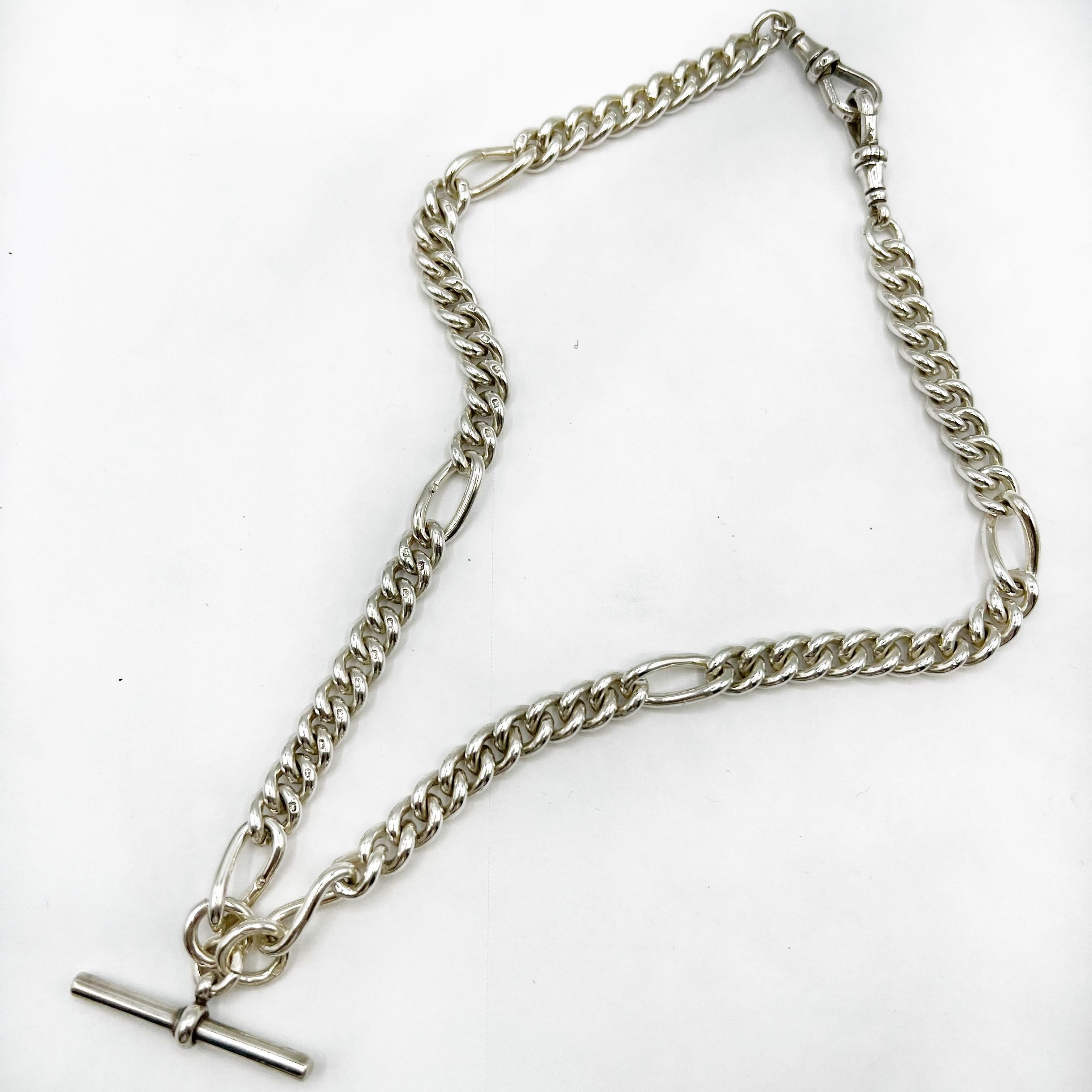 This  beautiful and elegant Victorian belcher chain is 17