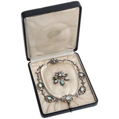 Antique Victorian circa 1895, 10.50 Carat Opal & 5.06 Ct Diamond Garland Style Necklace