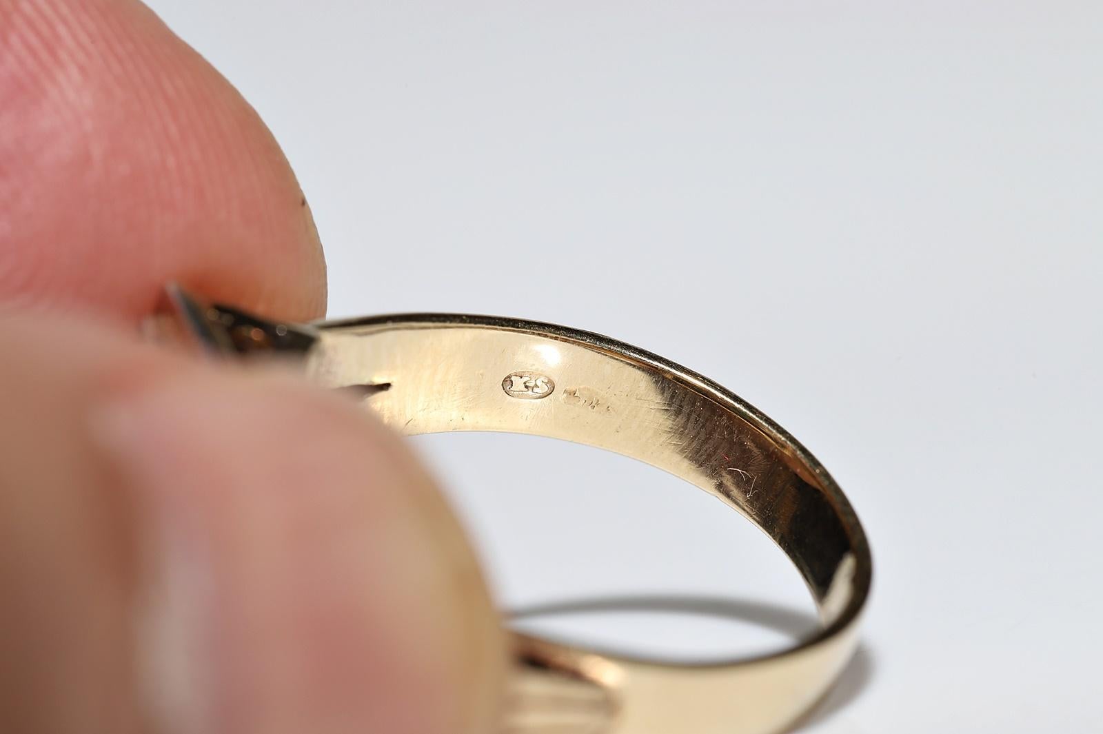 Viktorianischer Ring aus 14 Karat Gold mit natürlichem Diamanten und Smaragd im Cabochon-Schliff, um 1900 im Angebot 4