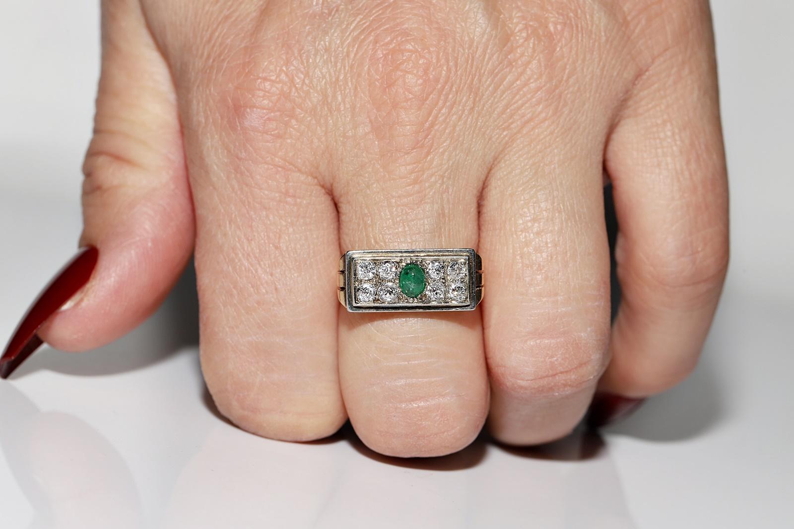 Victorian Circa 1900s 14k Gold Natural Diamond And Cabochon Cut Emerald Ring For Sale 7