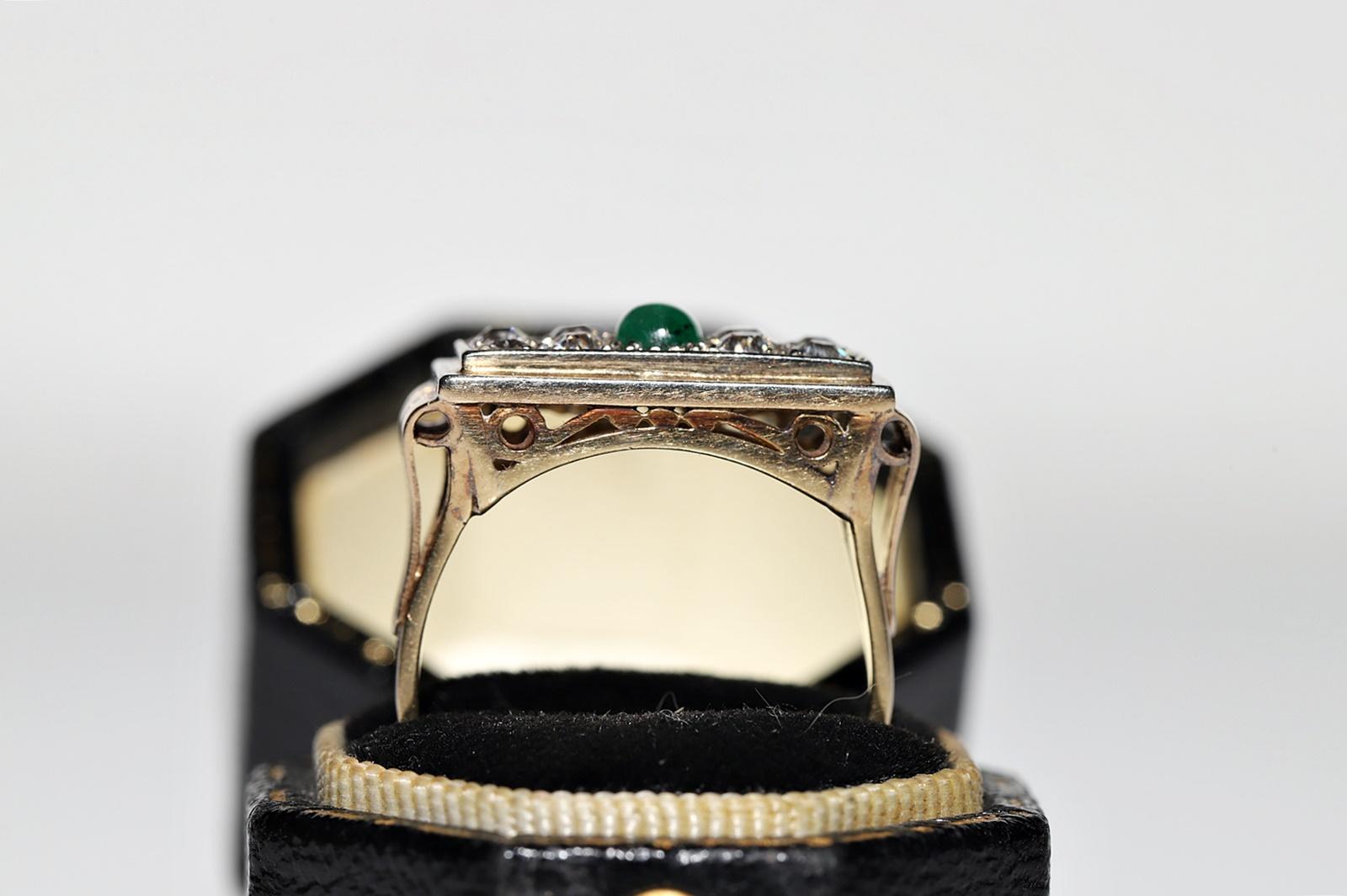 Viktorianischer Ring aus 14 Karat Gold mit natürlichem Diamanten und Smaragd im Cabochon-Schliff, um 1900 (Spätviktorianisch) im Angebot