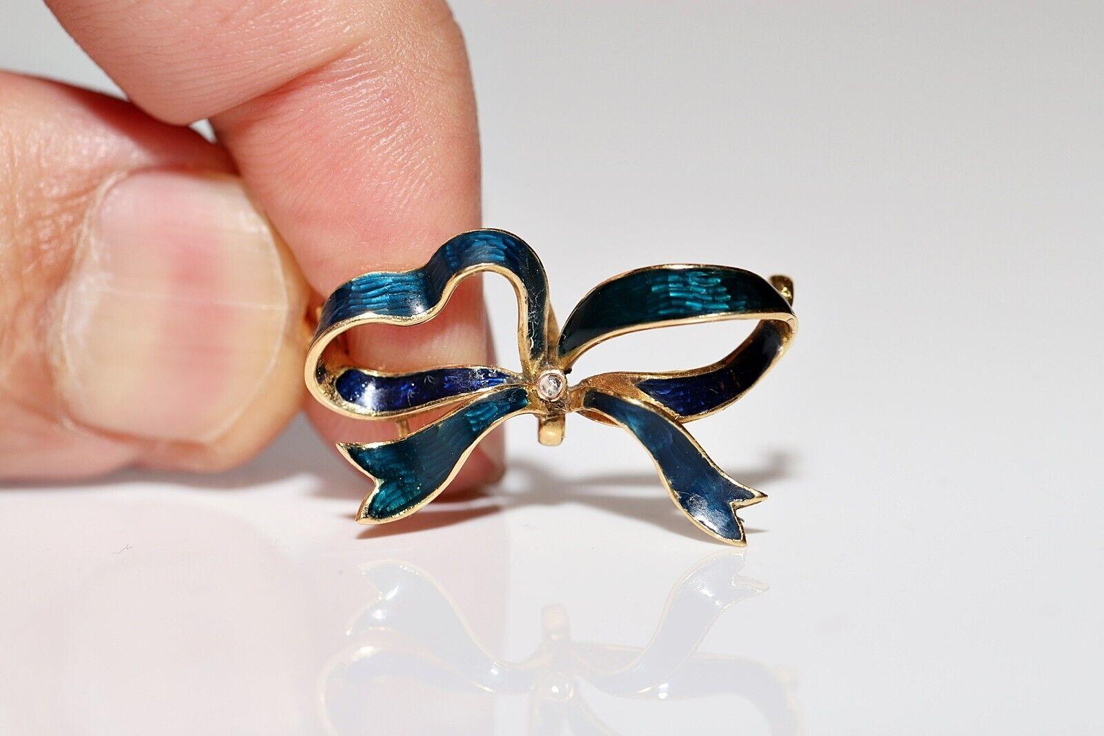 Vittoriano  Spilla in oro 18 carati con diamanti naturali e smalto decorato del 1900 circa in vendita 5