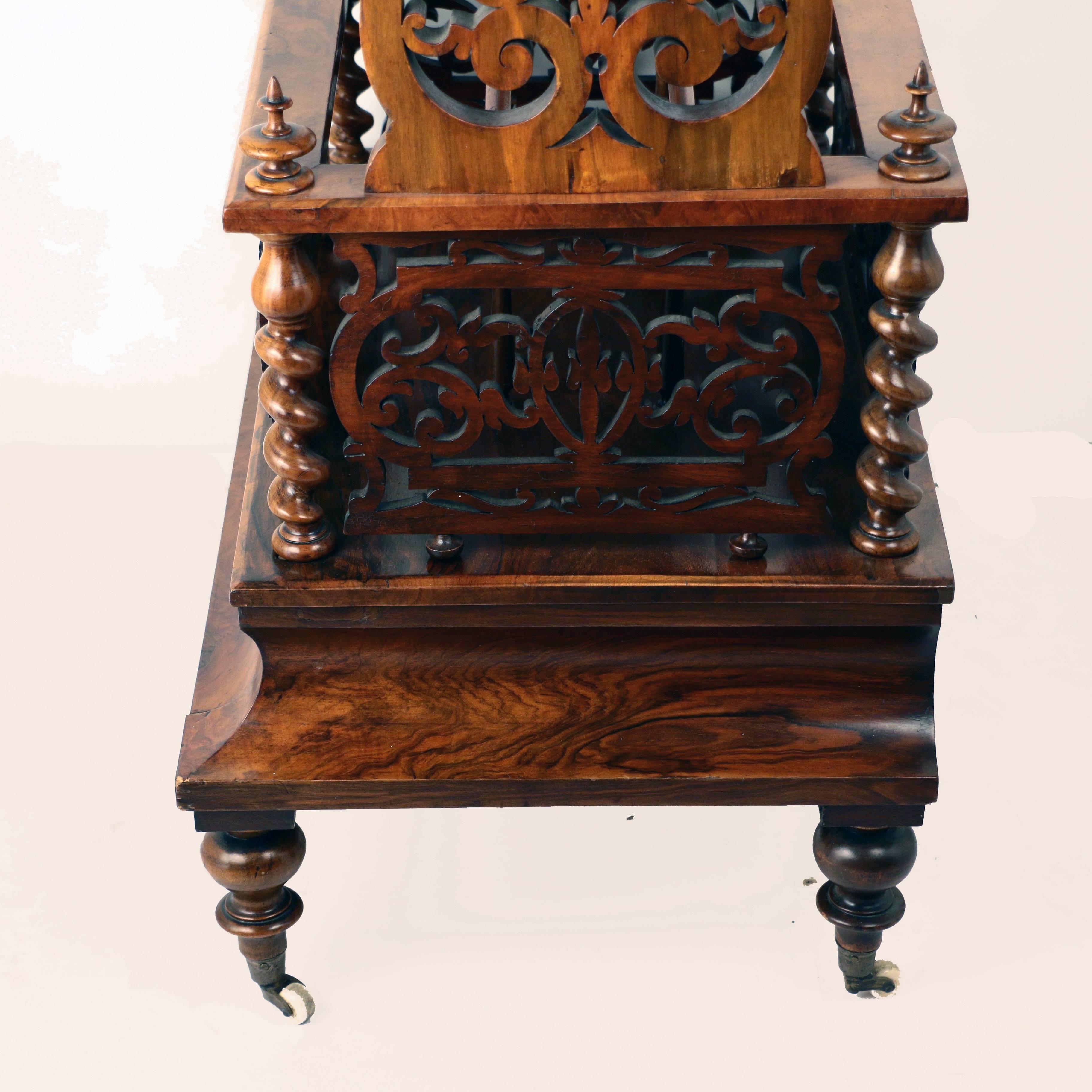 XIXe siècle Victorien  Noyer circassien de Canterbury  en vente