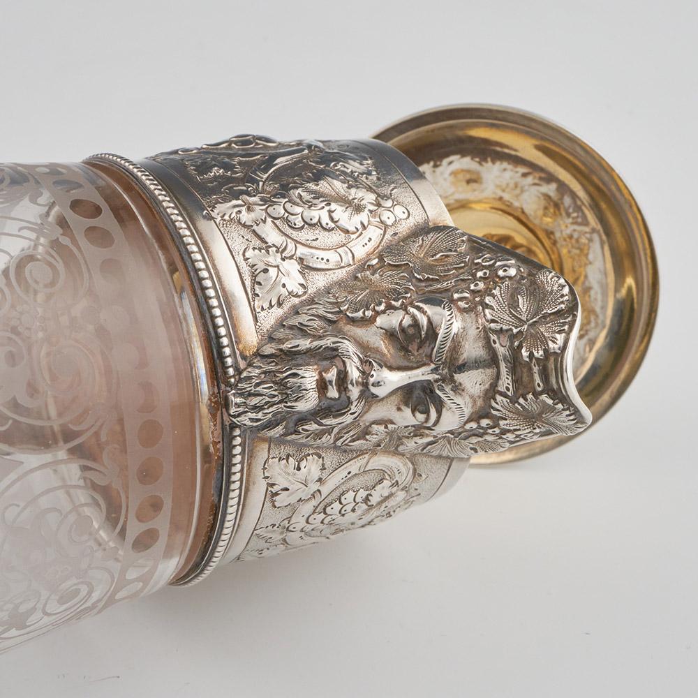 Jarra de clarete victoriana con monturas de plata Sheffield 1868 en venta 4