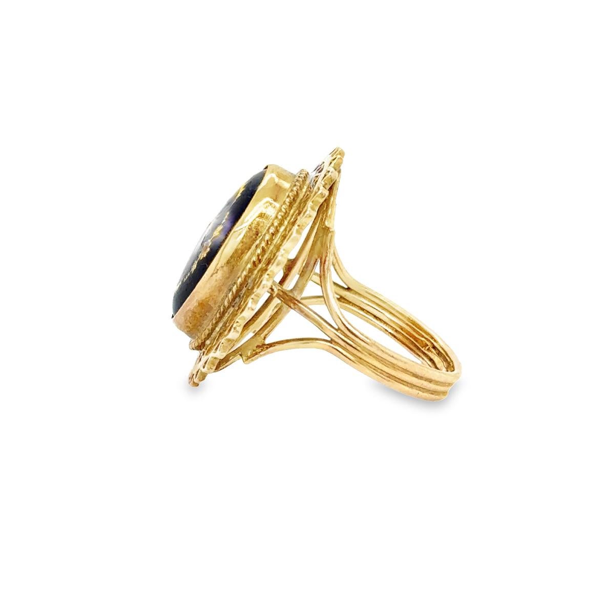 Victorian Cobalt Blue Glass Gemstone With Inlaid Golden Floral Top Ring Size 7 In Good Condition For Sale In MIAMI, FL