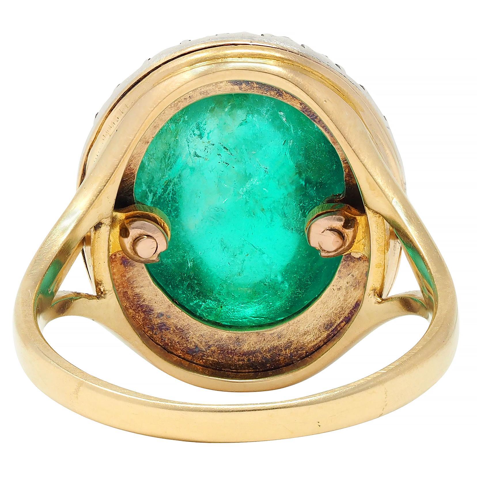 Smeraldo colombiano vittoriano Cabochon Diamante Argento Oro 18K Anello aureola antico in vendita 1