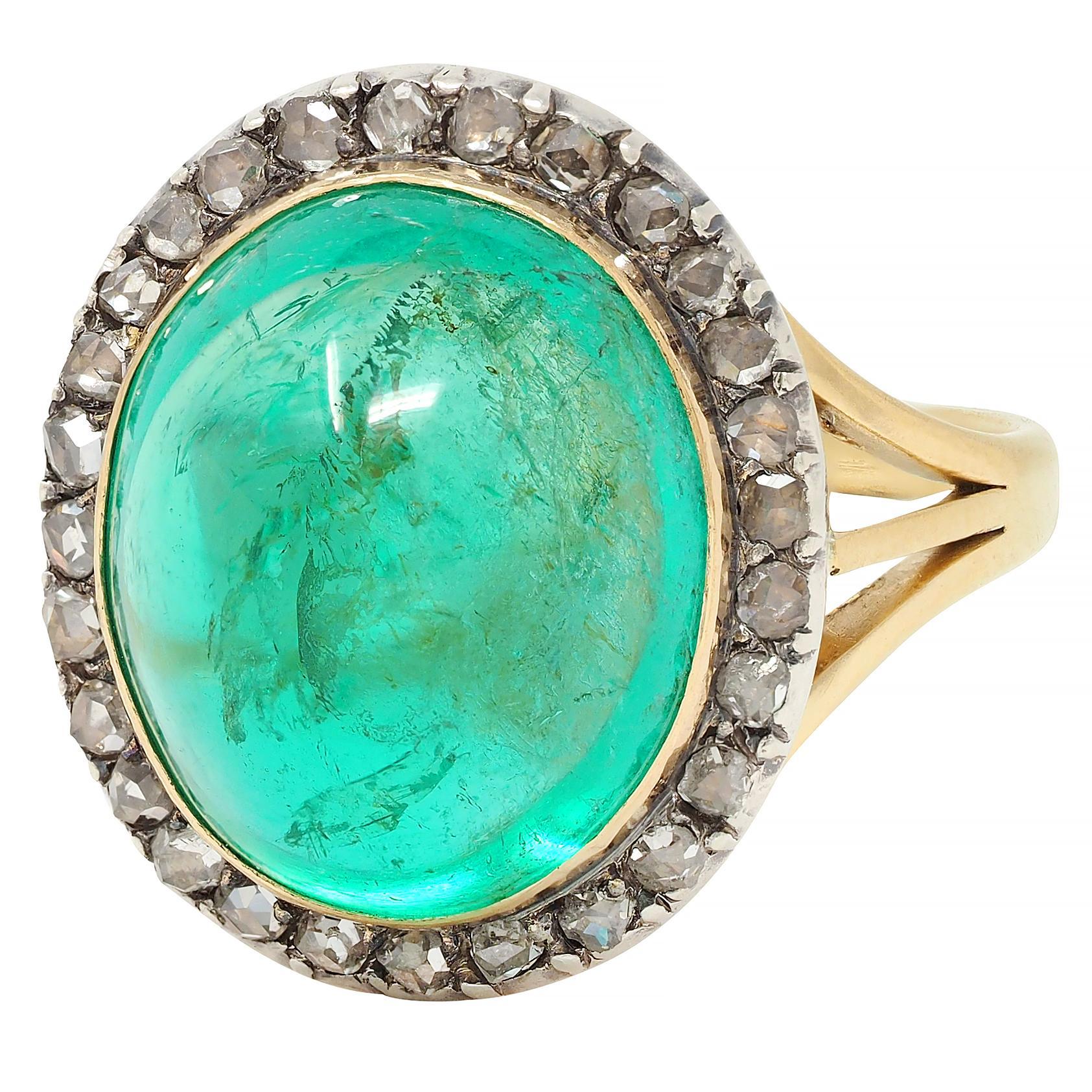 Smeraldo colombiano vittoriano Cabochon Diamante Argento Oro 18K Anello aureola antico in vendita 3