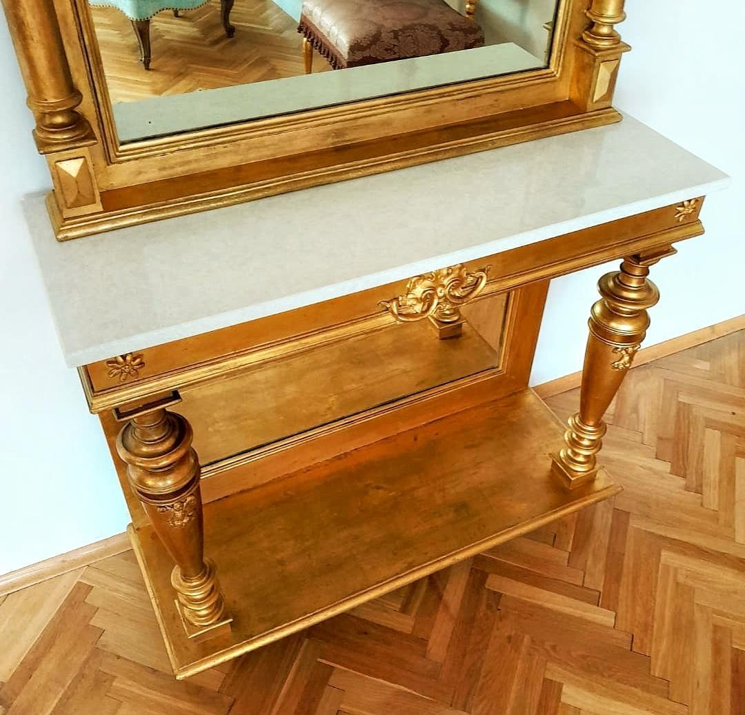 Autrichien Table console victorienne avec miroir en bois doré et marbre, Autriche, années 1880 en vente