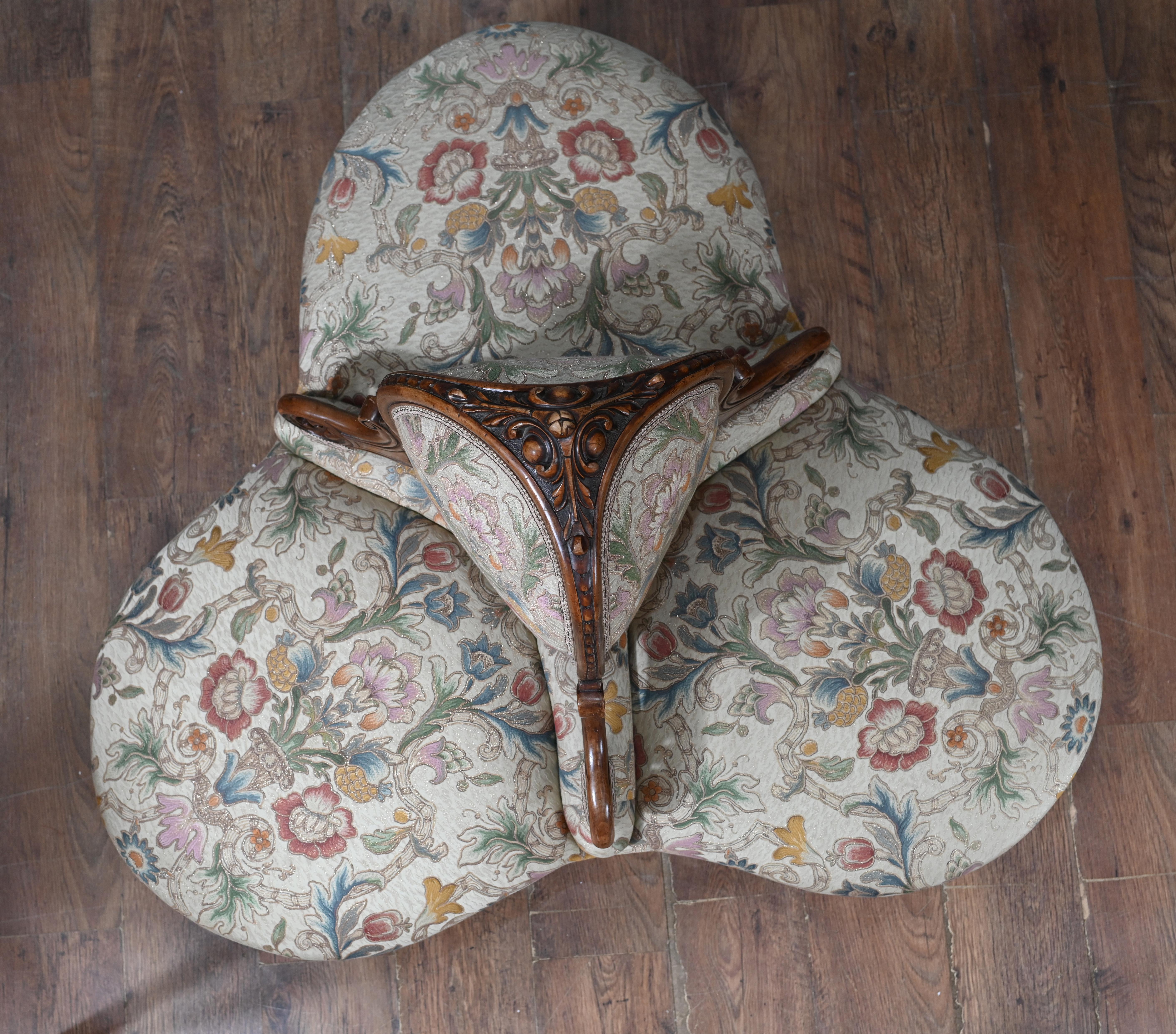Victorian Conversation Seat Gossip Couch 1880 Sofa For Sale 5