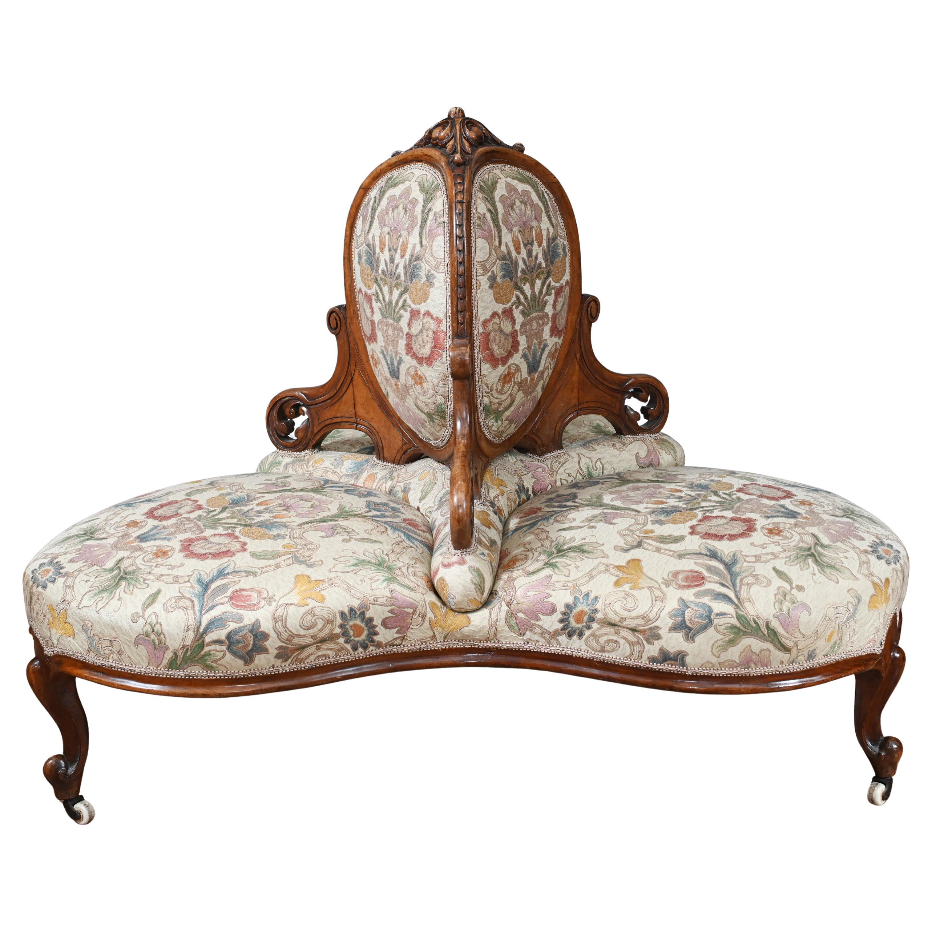 Victorian Conversation Seat Gossip Couch 1880 Sofa For Sale