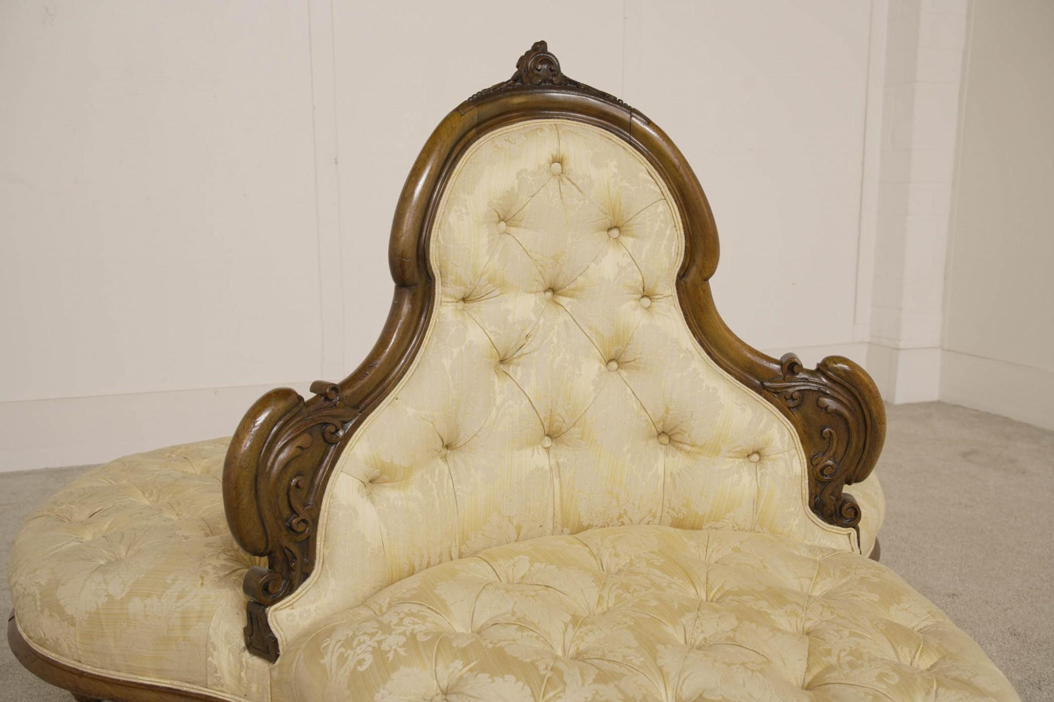 Victorian Conversation Settee Gossip Seat Couch 1880 In Good Condition In Potters Bar, GB