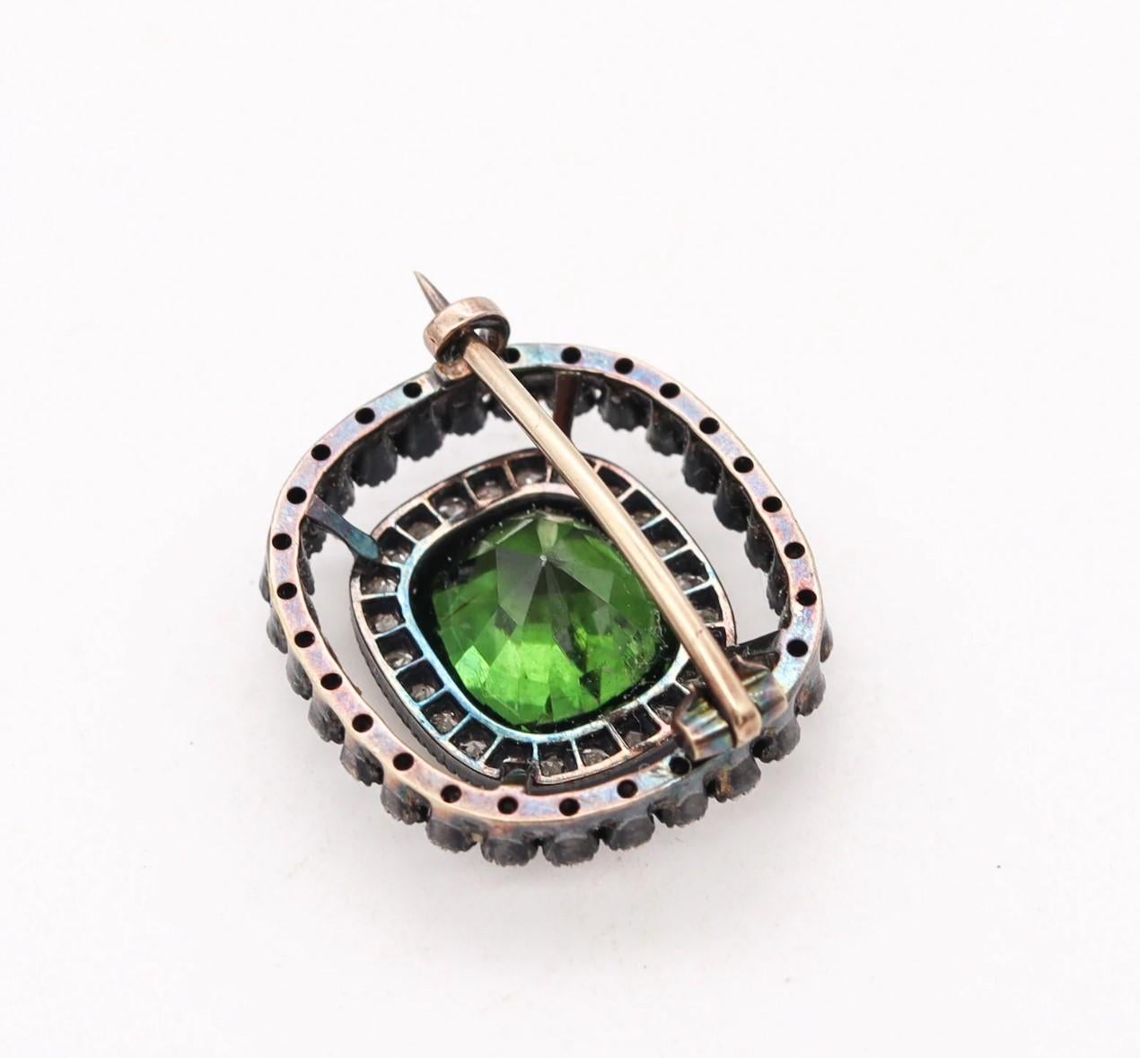 Victorian Convertible Pendant Brooch in 18Kt Certified 9.12 Ctw Zircon Diamonds In Excellent Condition In Miami, FL